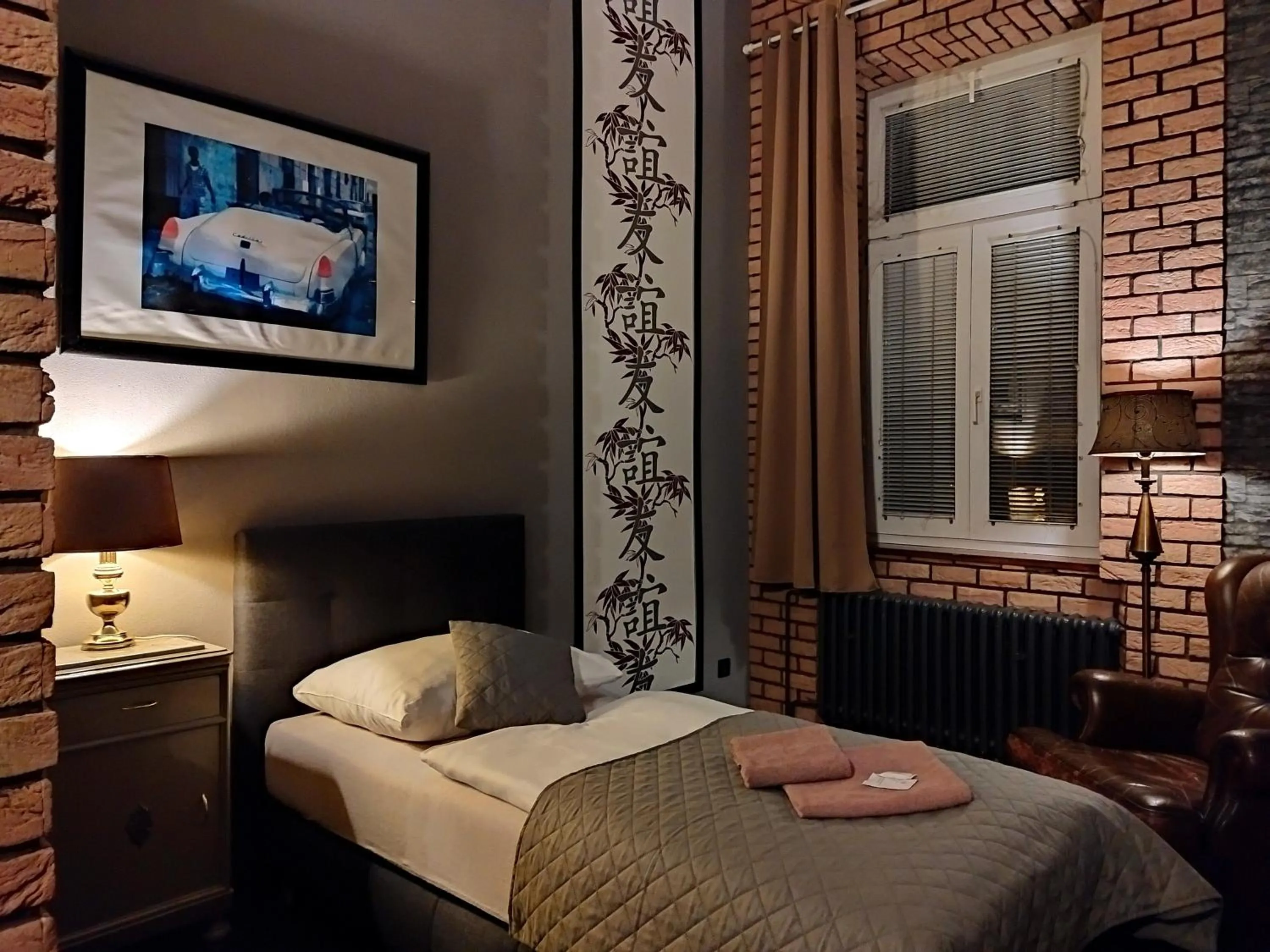 Photo of the whole room, Bed in Hotel Cade