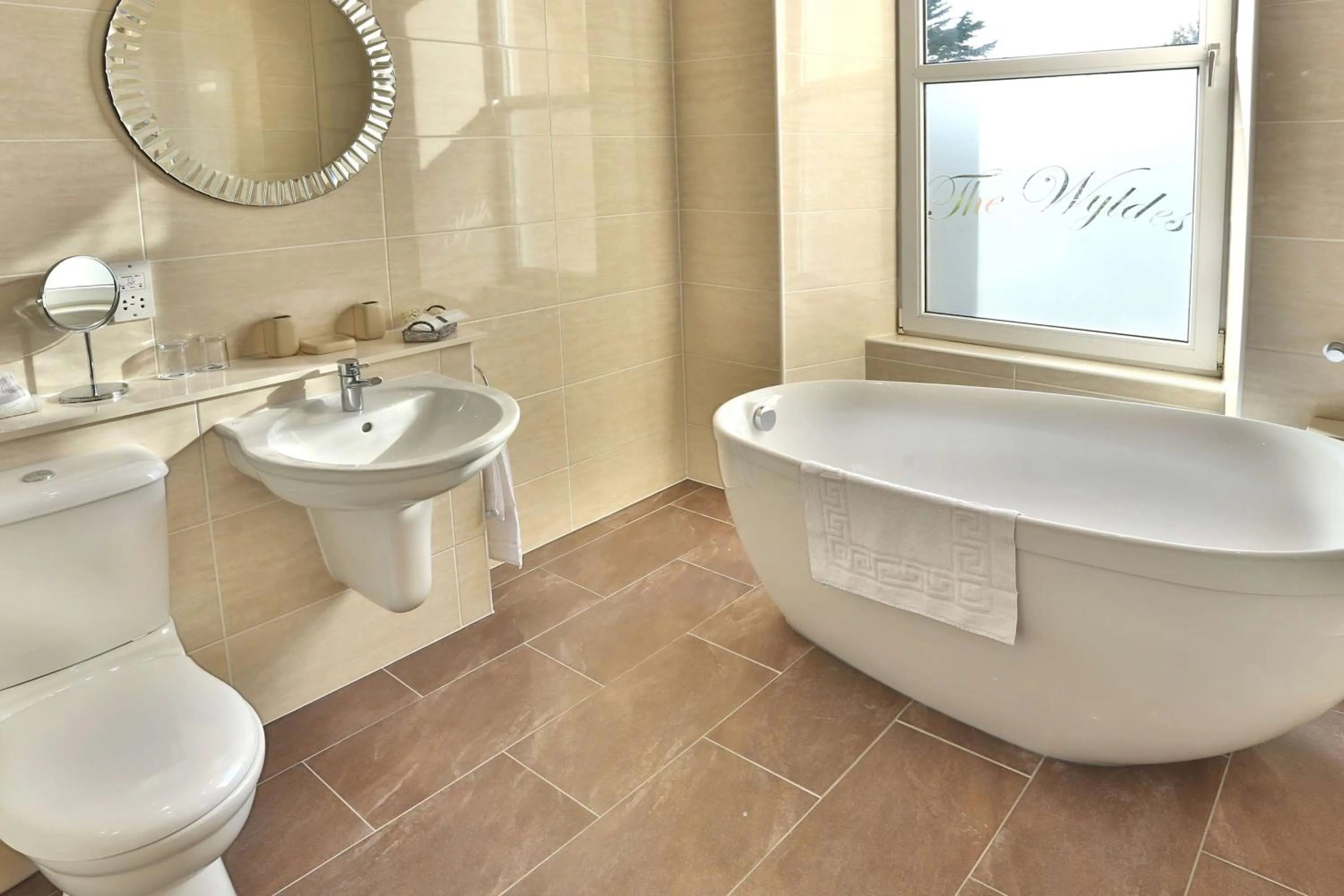 Photo of the whole room in Woodlands Hotel, BW Signature Collection