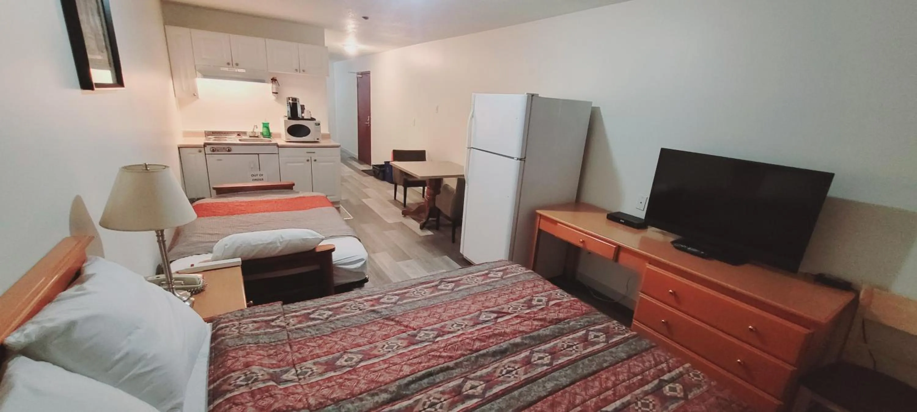 Bedroom, Bed in Ace Inn