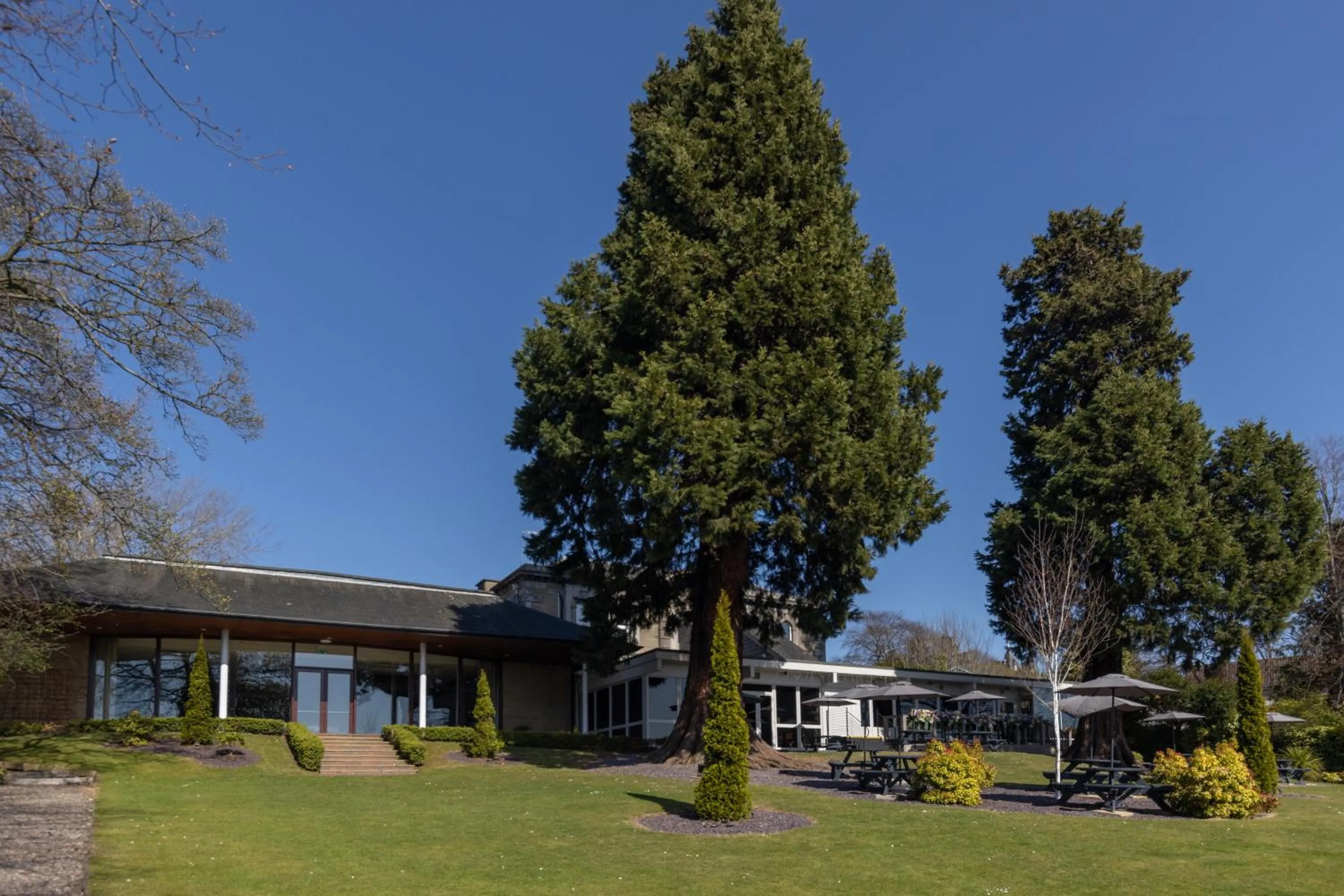 Property building in Invercarse Hotel Dundee, BW Signature Collection