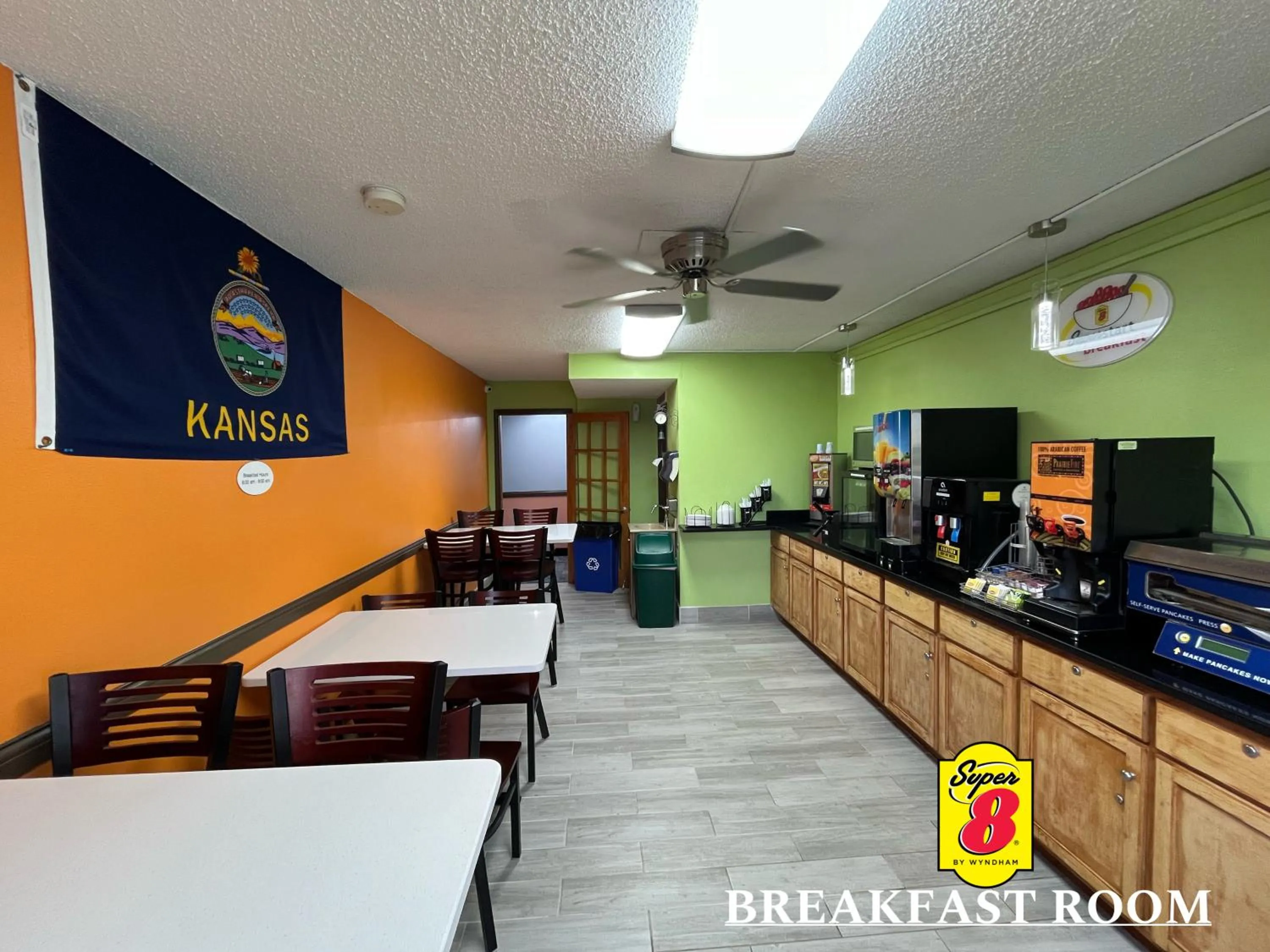 Breakfast in Super 8 by Wyndham Emporia