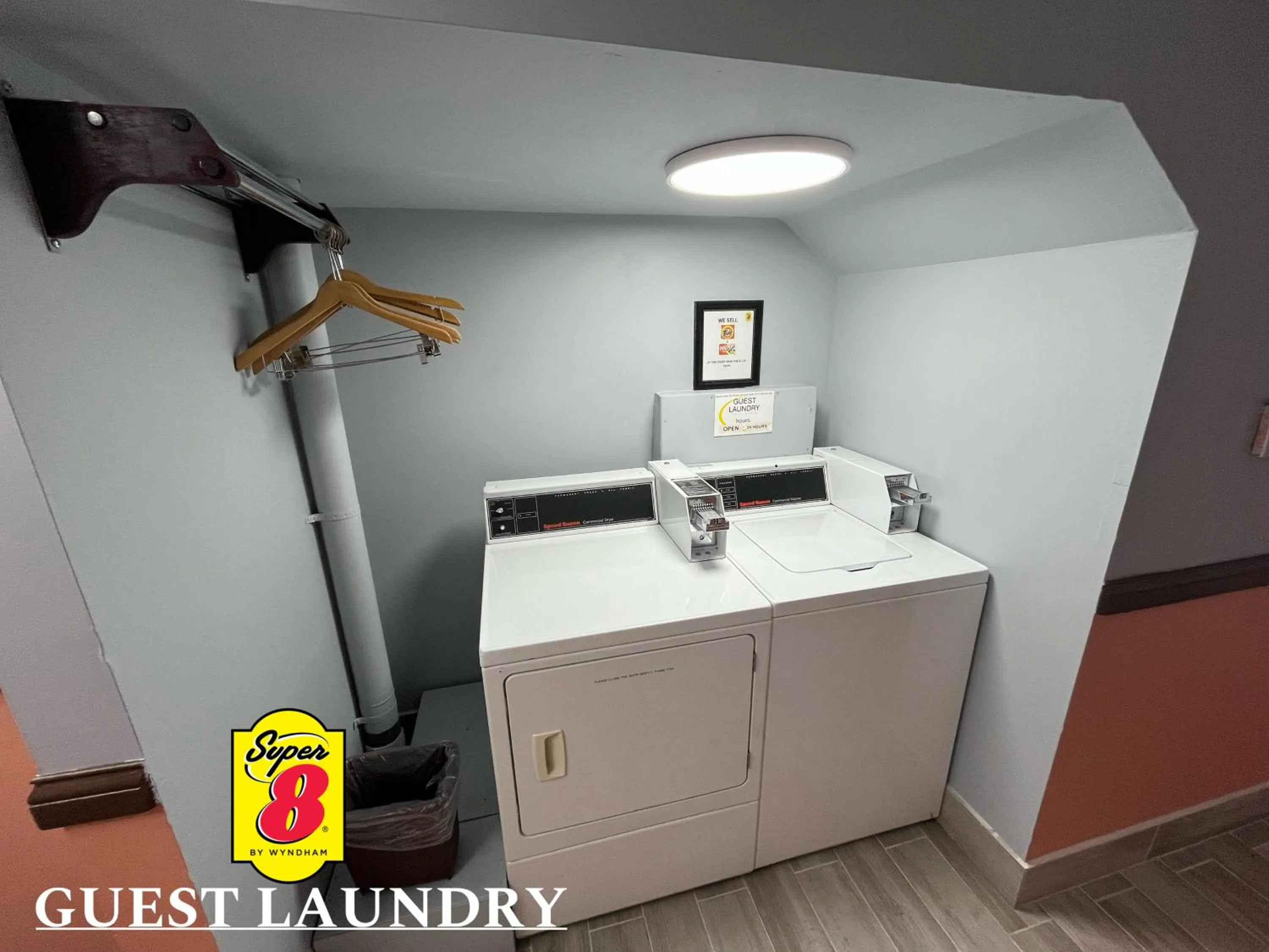 Area and facilities in Super 8 by Wyndham Emporia