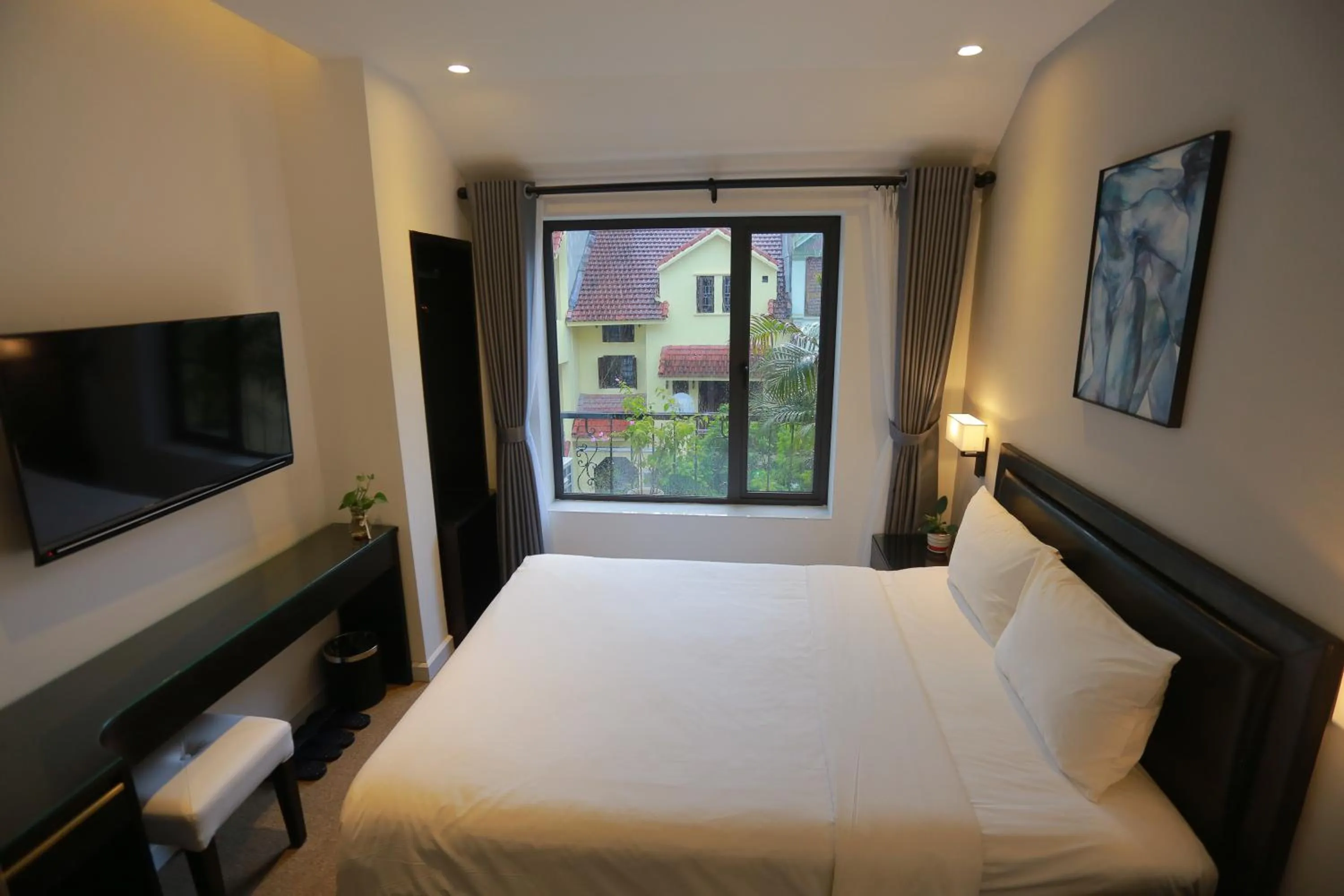 Photo of the whole room, Bed in Vy House