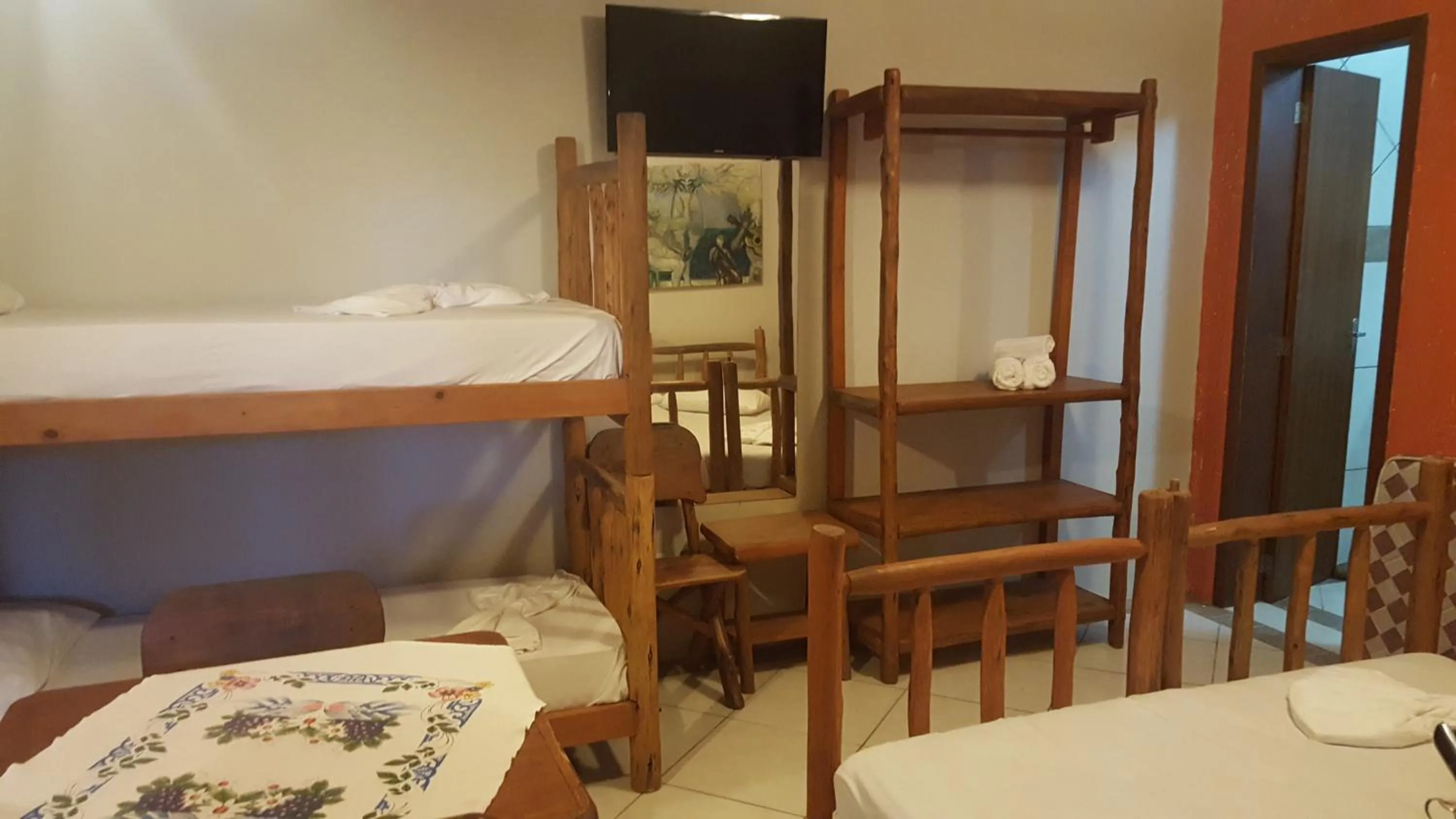 bunk bed, Bed in Pousada Pé na Areia
