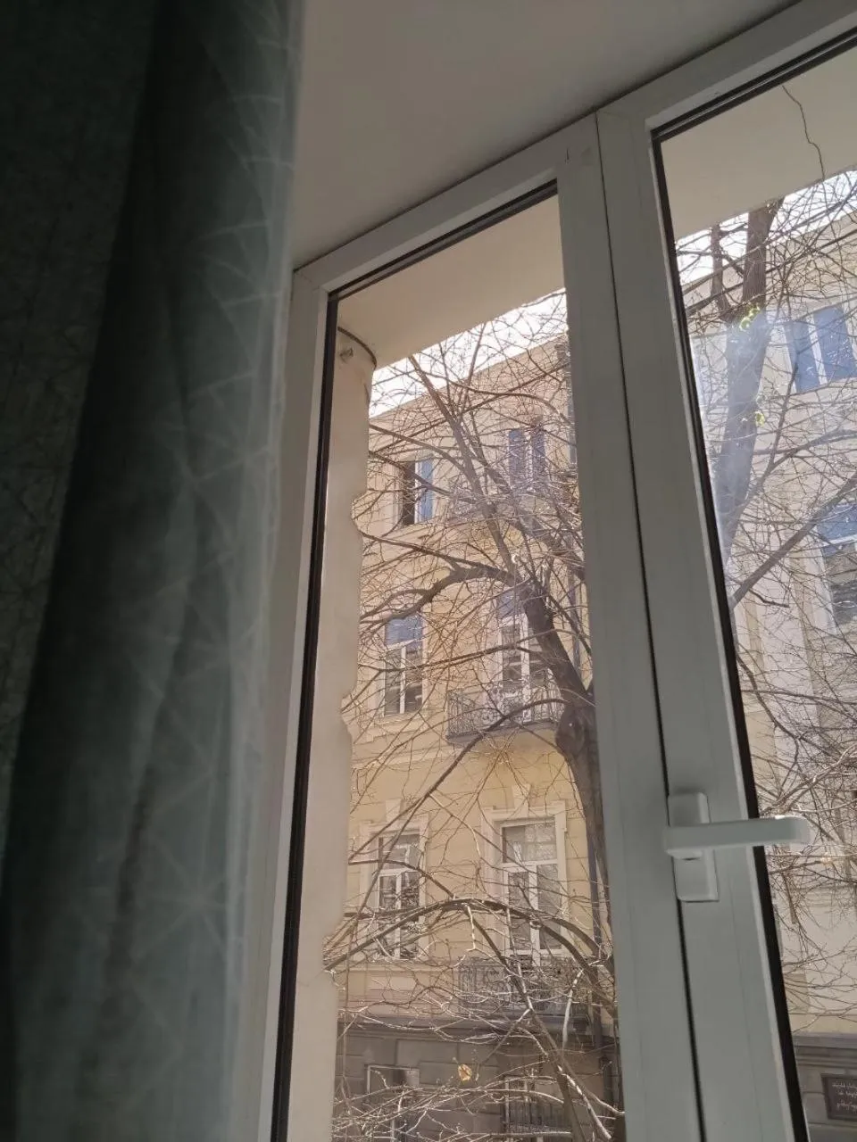 Quiet street view in Moosica Hostel