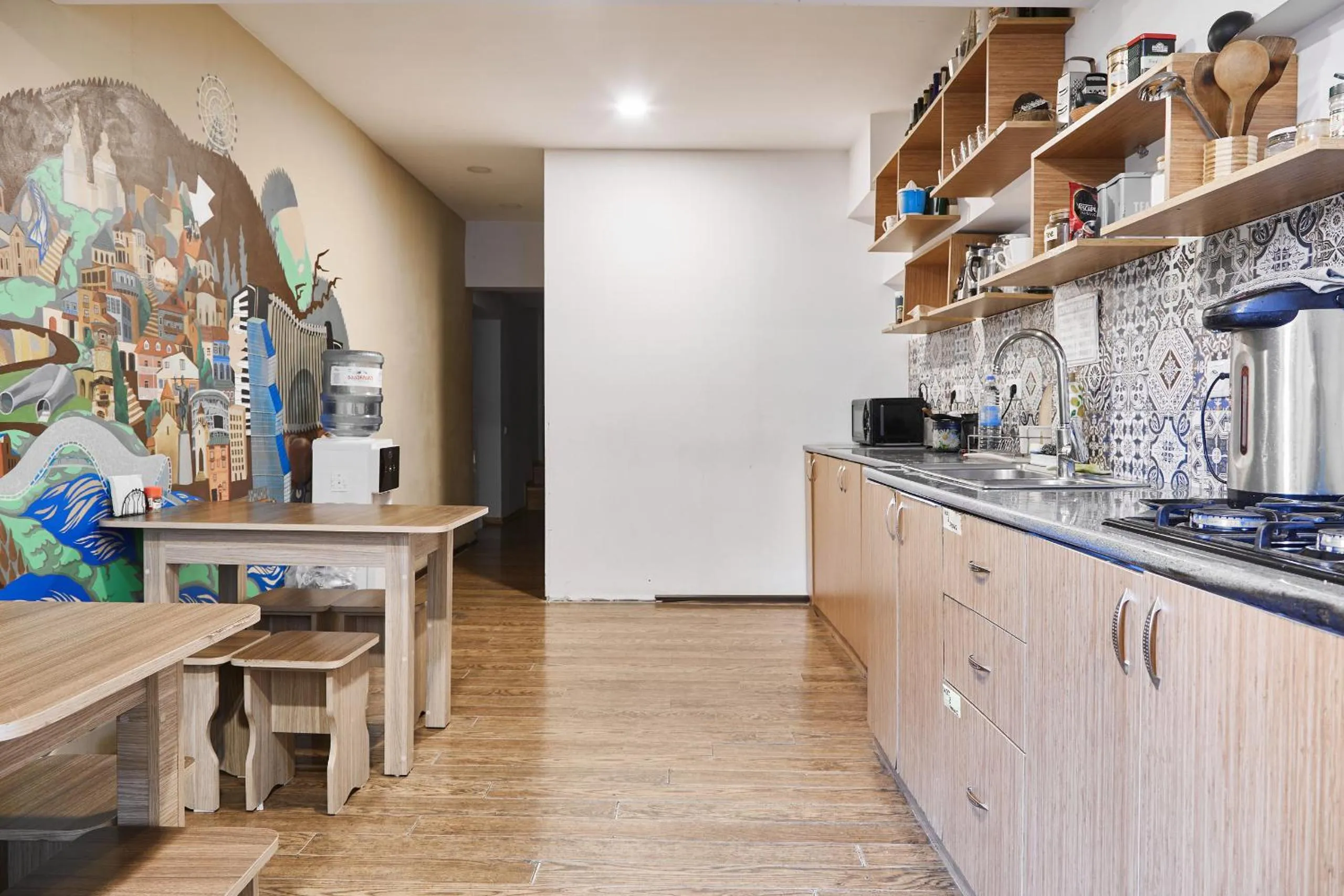 Kitchen or kitchenette in Moosica Hostel