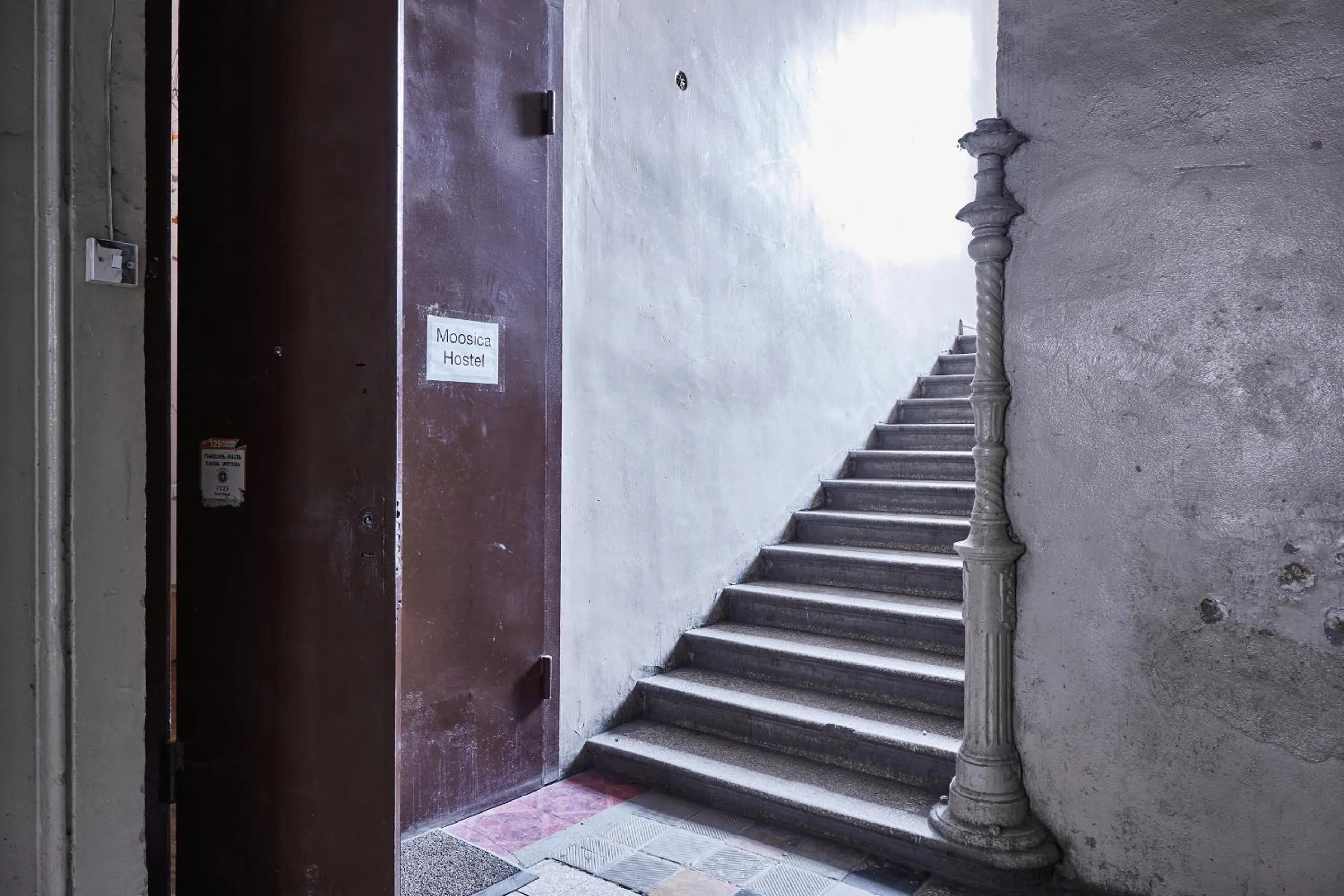Facade/entrance in Moosica Hostel