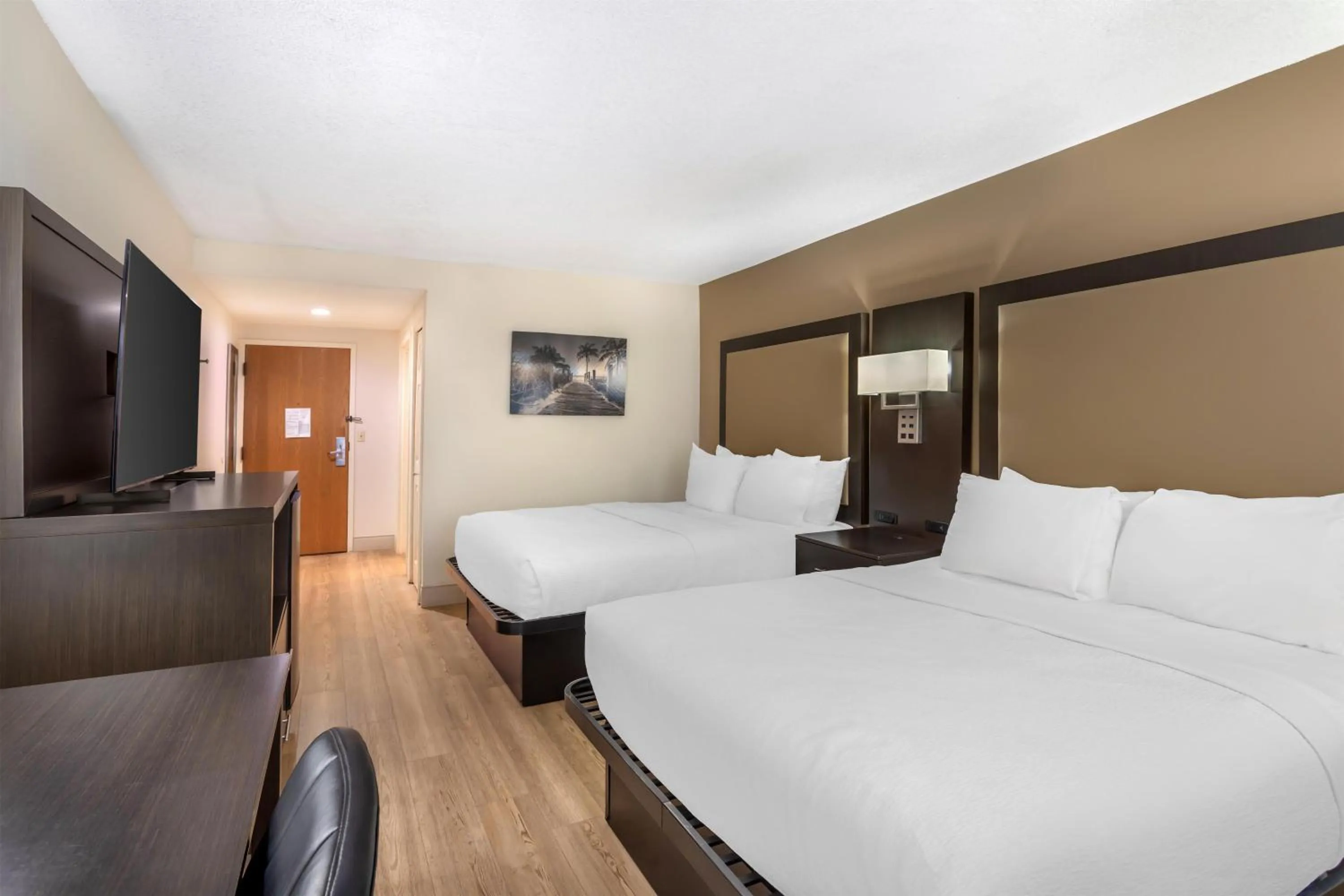 Bedroom, Bed in Best Western Plus Madison