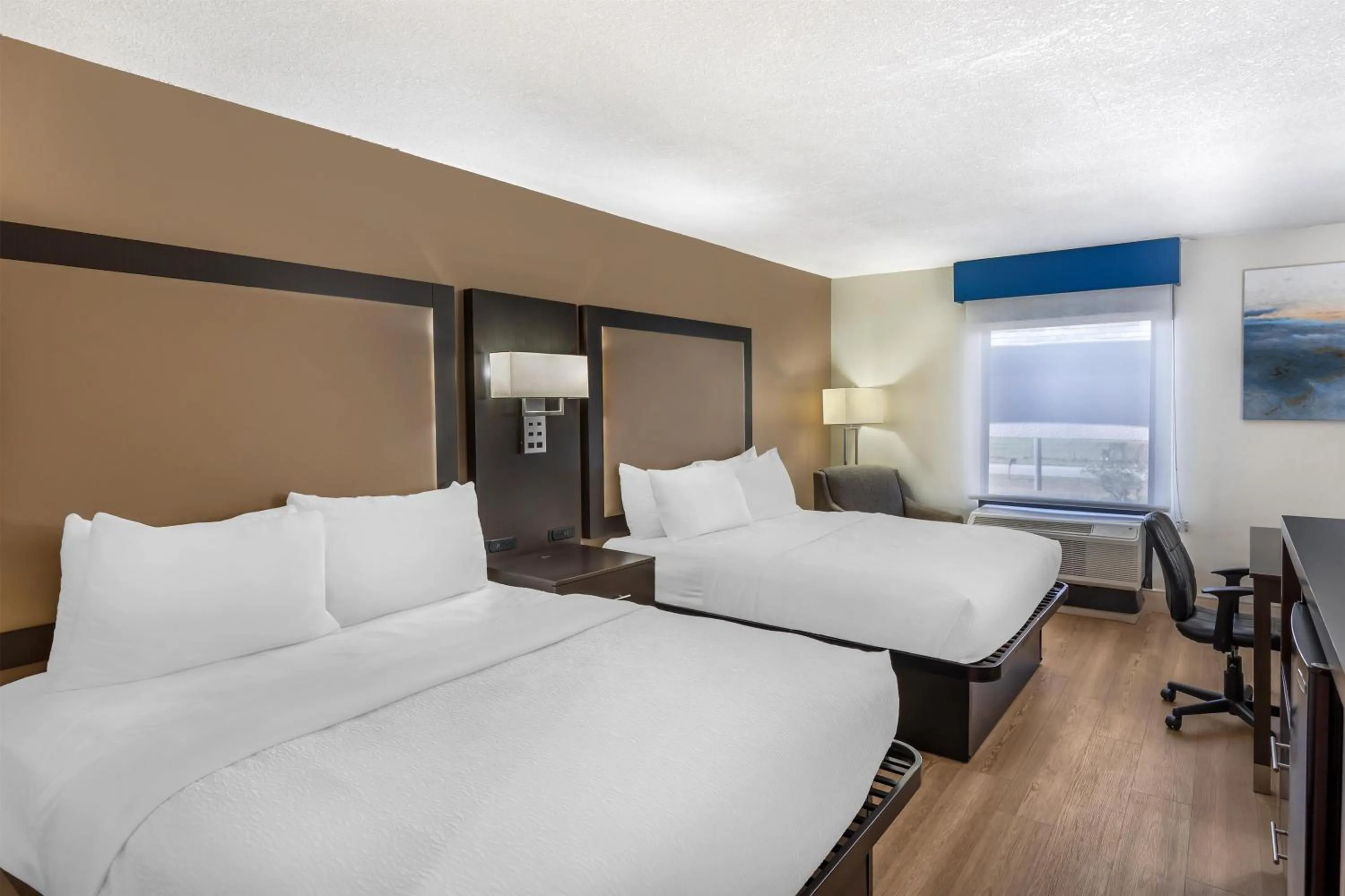 Bedroom, Bed in Best Western Plus Madison