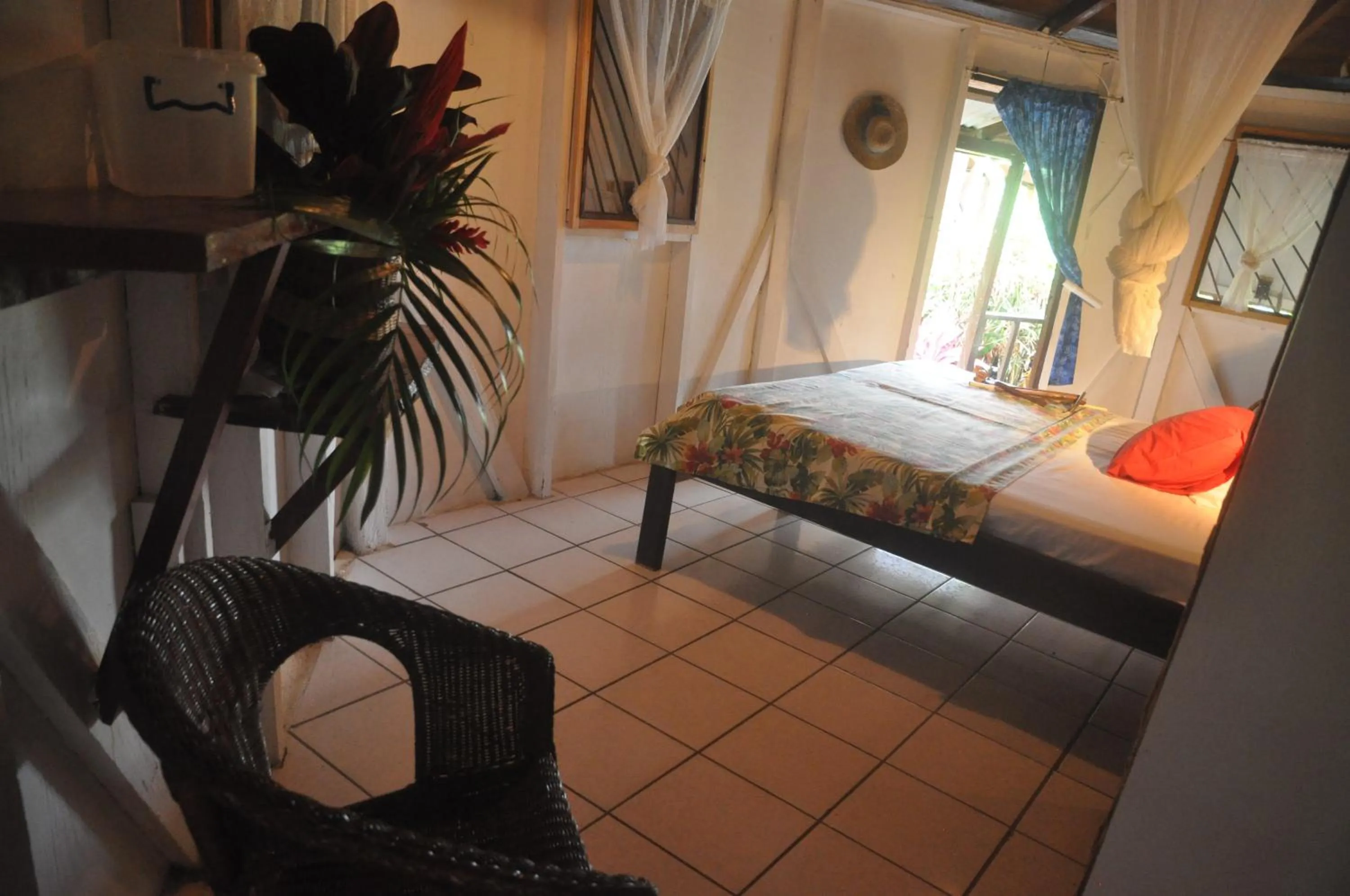 Bedroom, Bed in Hibiscus Valley Inn