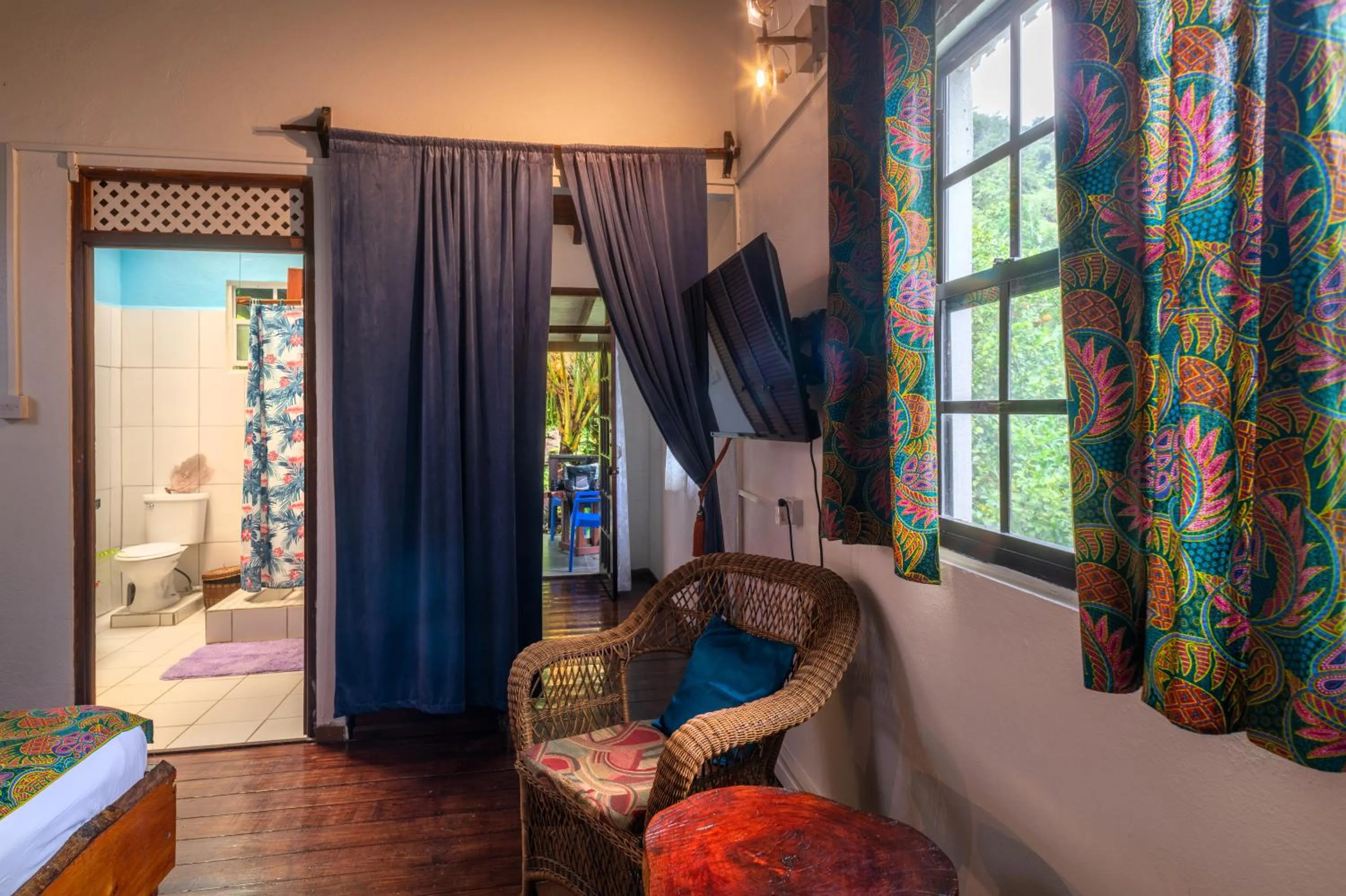 Bedroom in Hibiscus Valley Inn