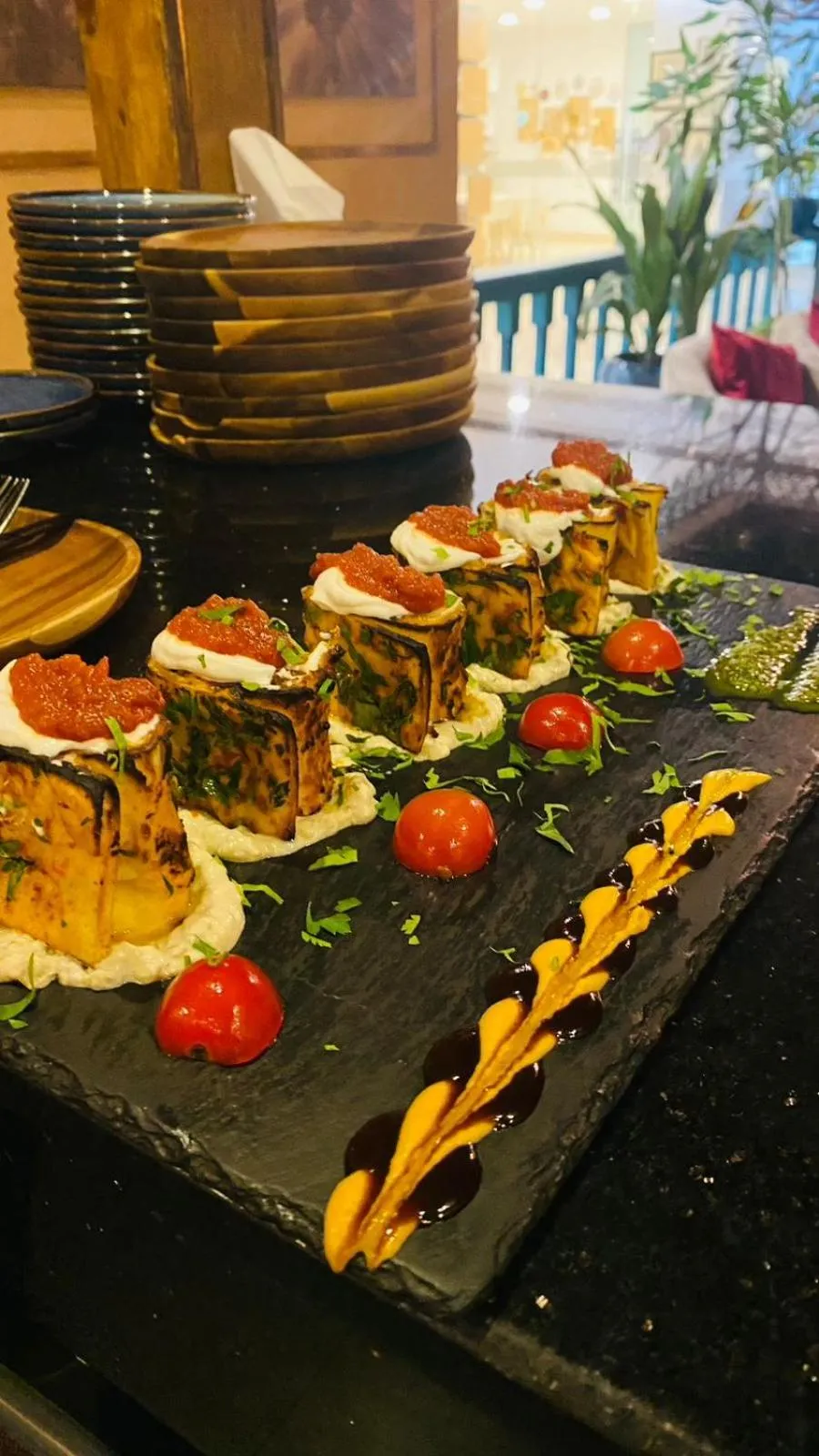 Restaurant/places to eat in Fraser Suites Muscat