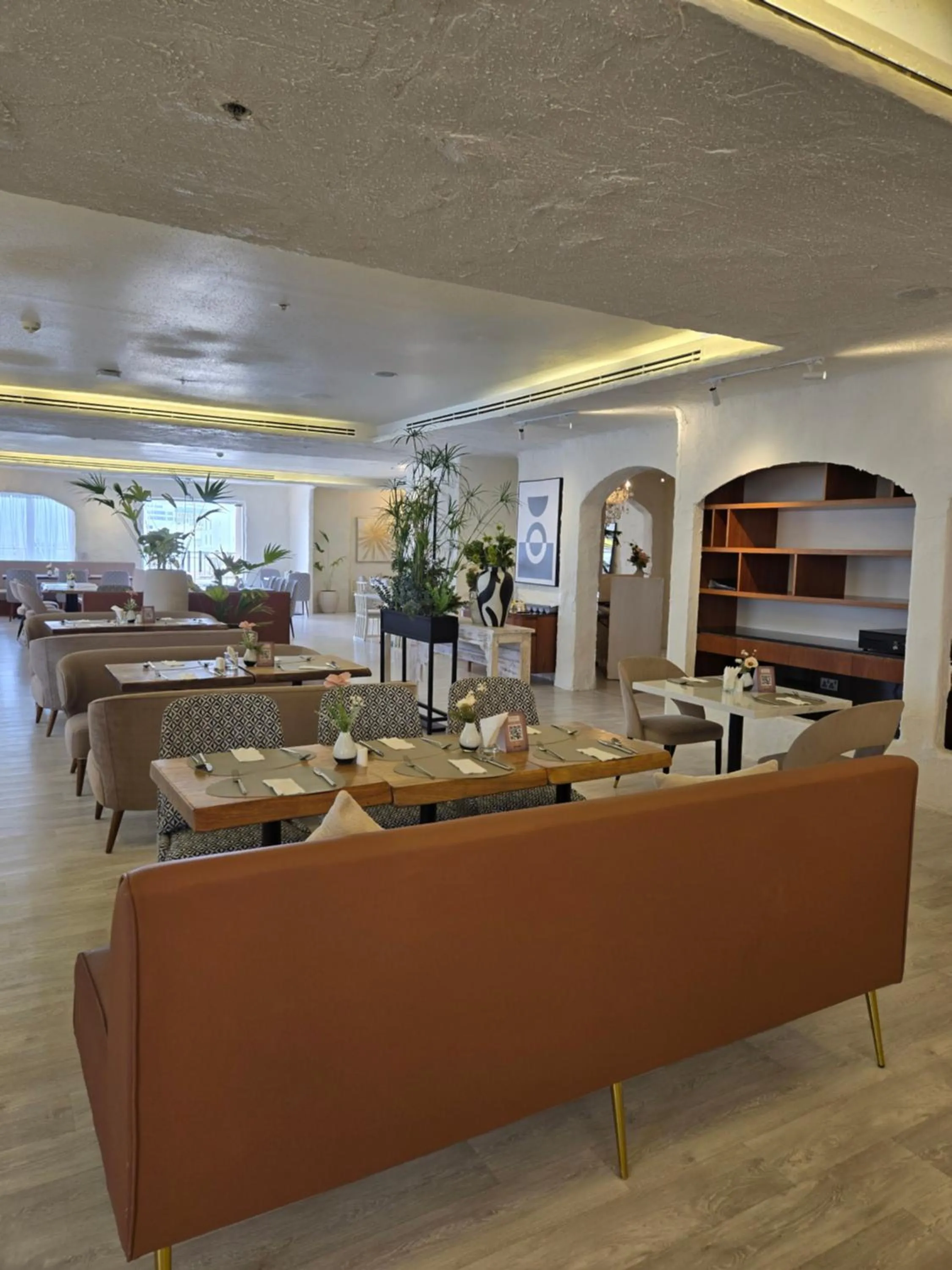 Restaurant/places to eat in Fraser Suites Muscat