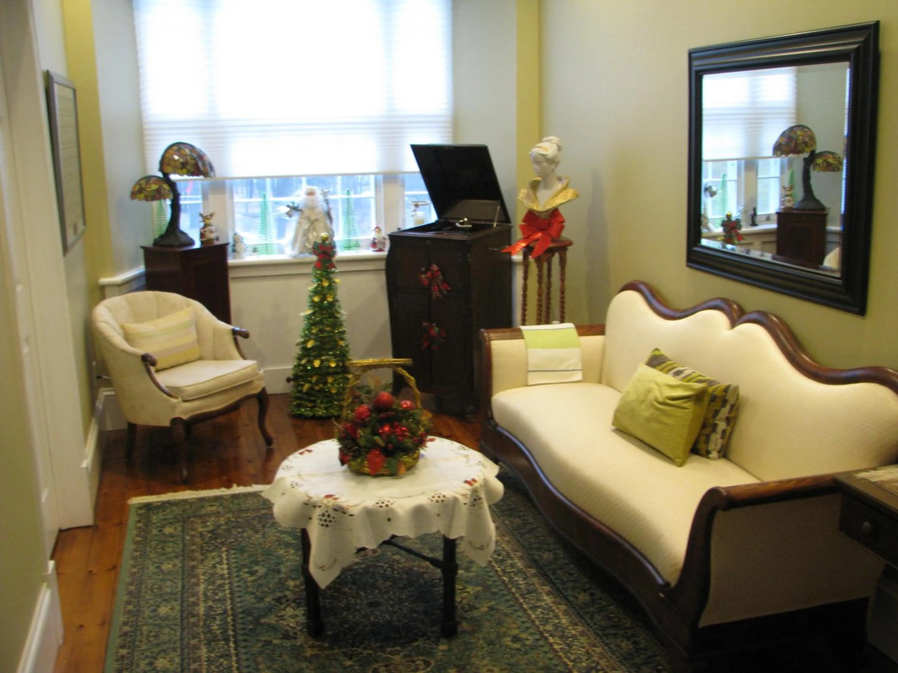 Clyde Hall Bed and Breakfast