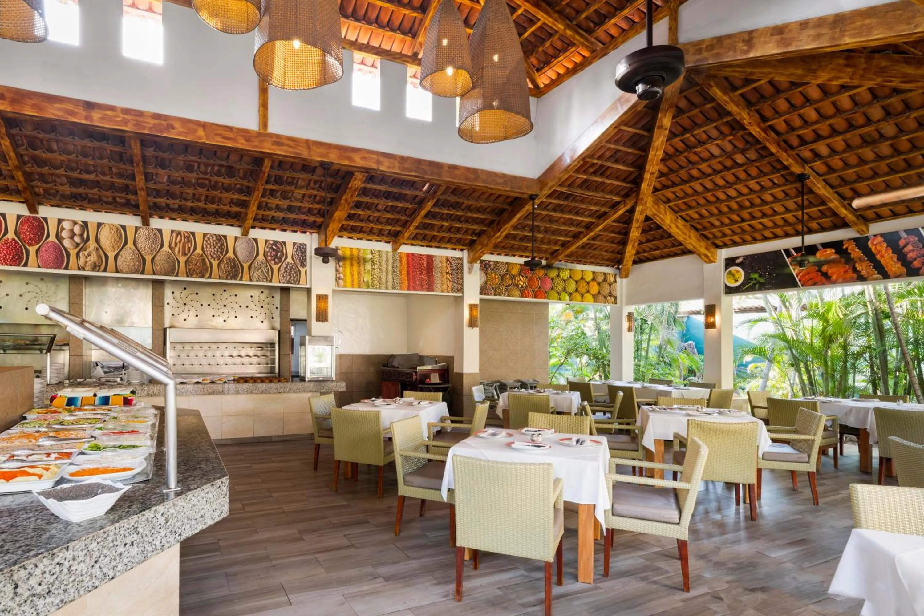Restaurant/places to eat in Grand Decameron Complex Bucerias, A Trademark All-Inclusive Resort