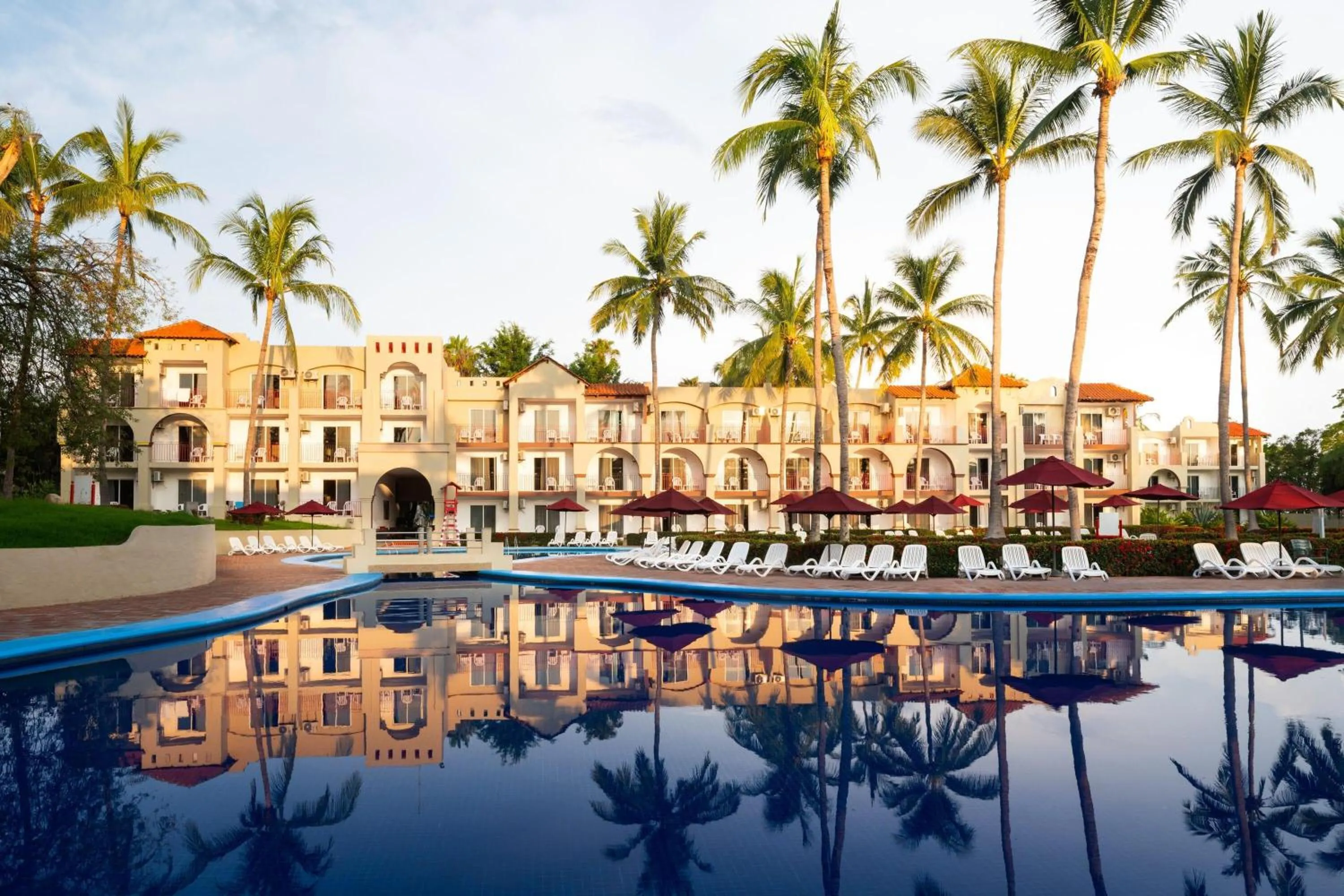 Swimming pool in Grand Decameron Complex Bucerias, A Trademark All-Inclusive Resort