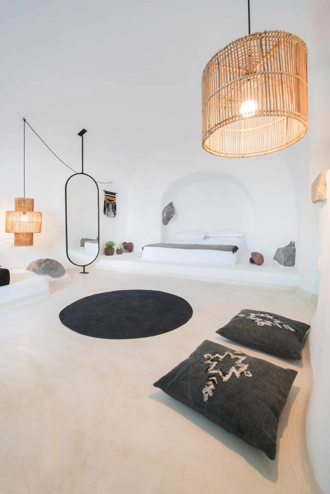 Bed in Sophia Finikia Villas