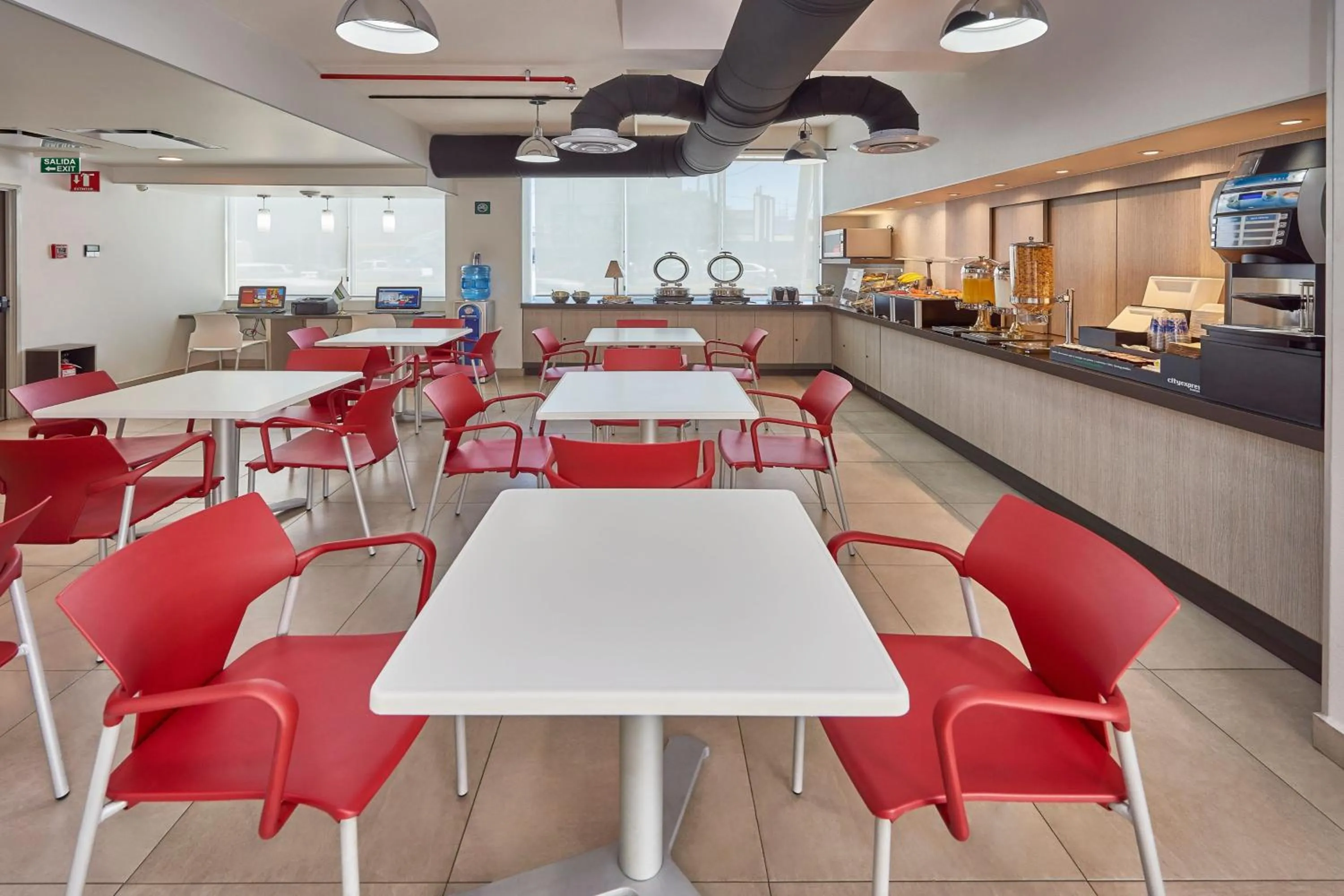 Breakfast in City Express Junior by Marriott Mexicali