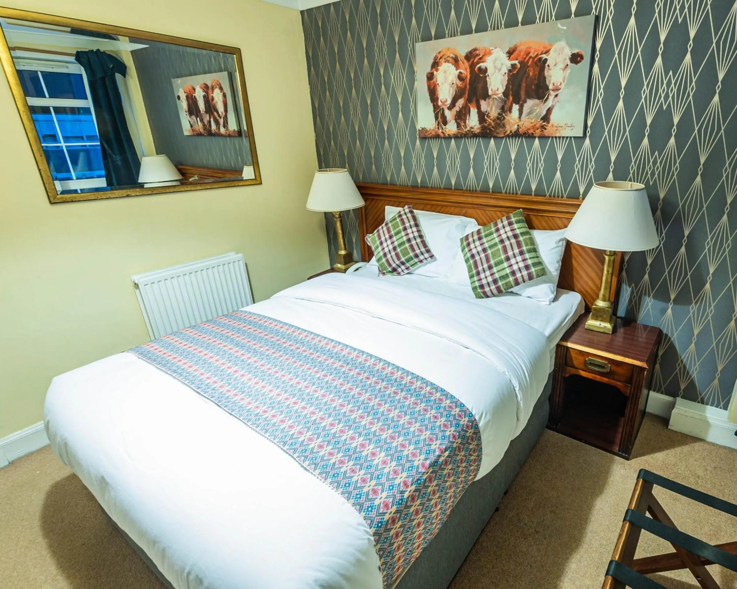 Bedroom in Grampian Hotel