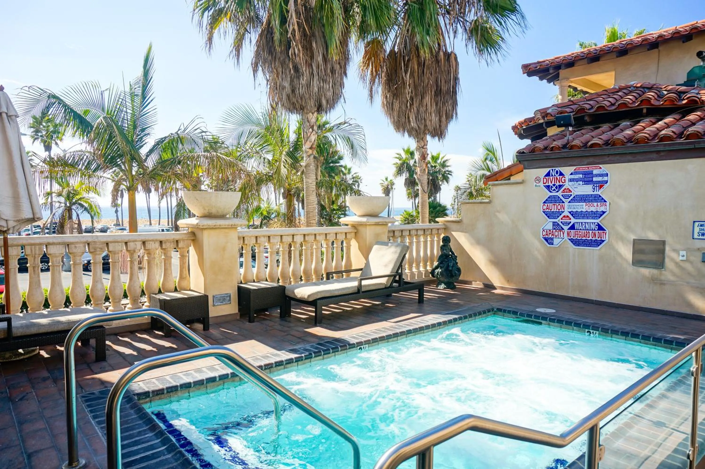 Spa and wellness centre/facilities in Balboa Inn, On The Beach At Newport