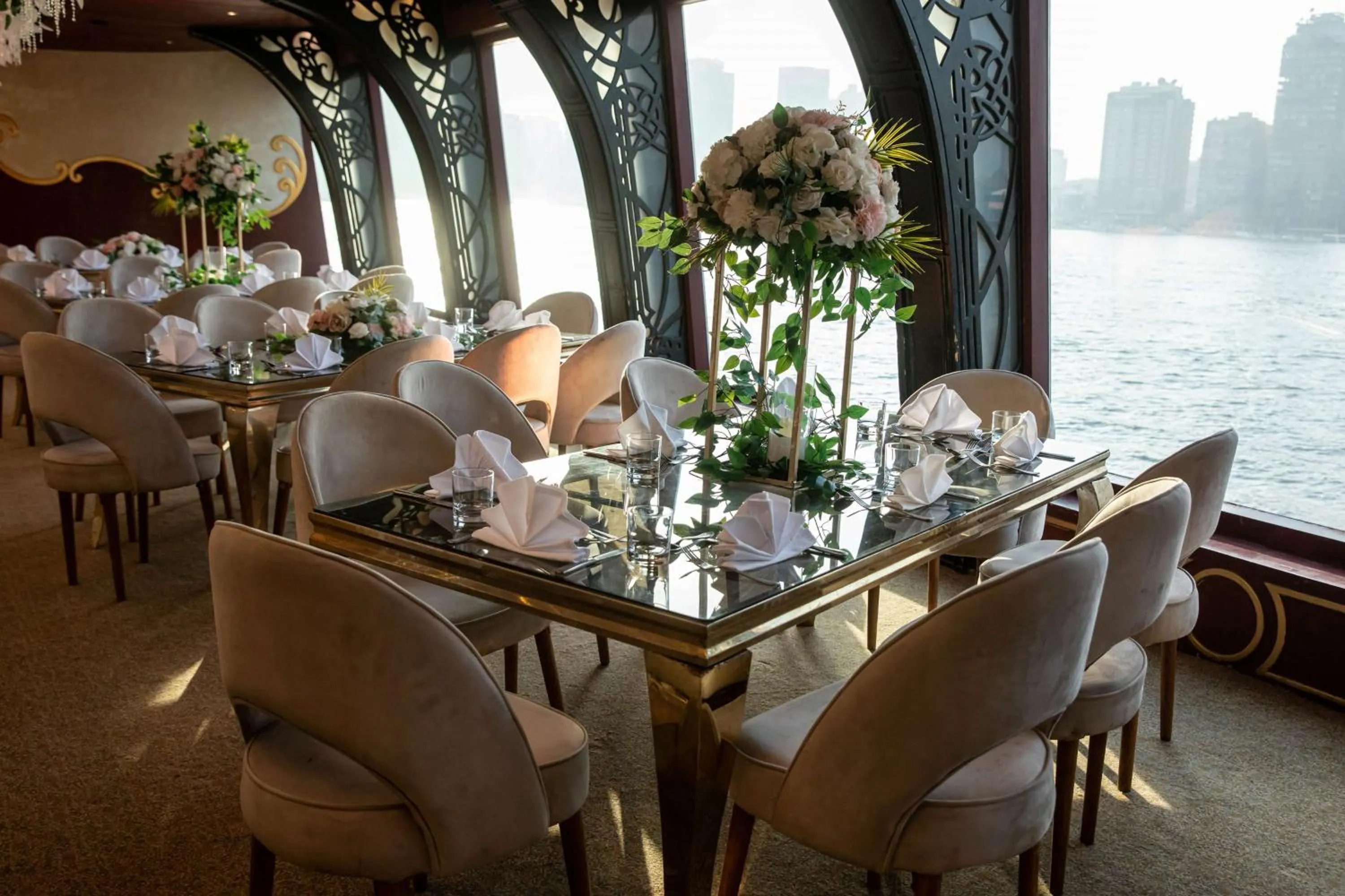 Restaurant/places to eat in Hilton Cairo Grand Nile