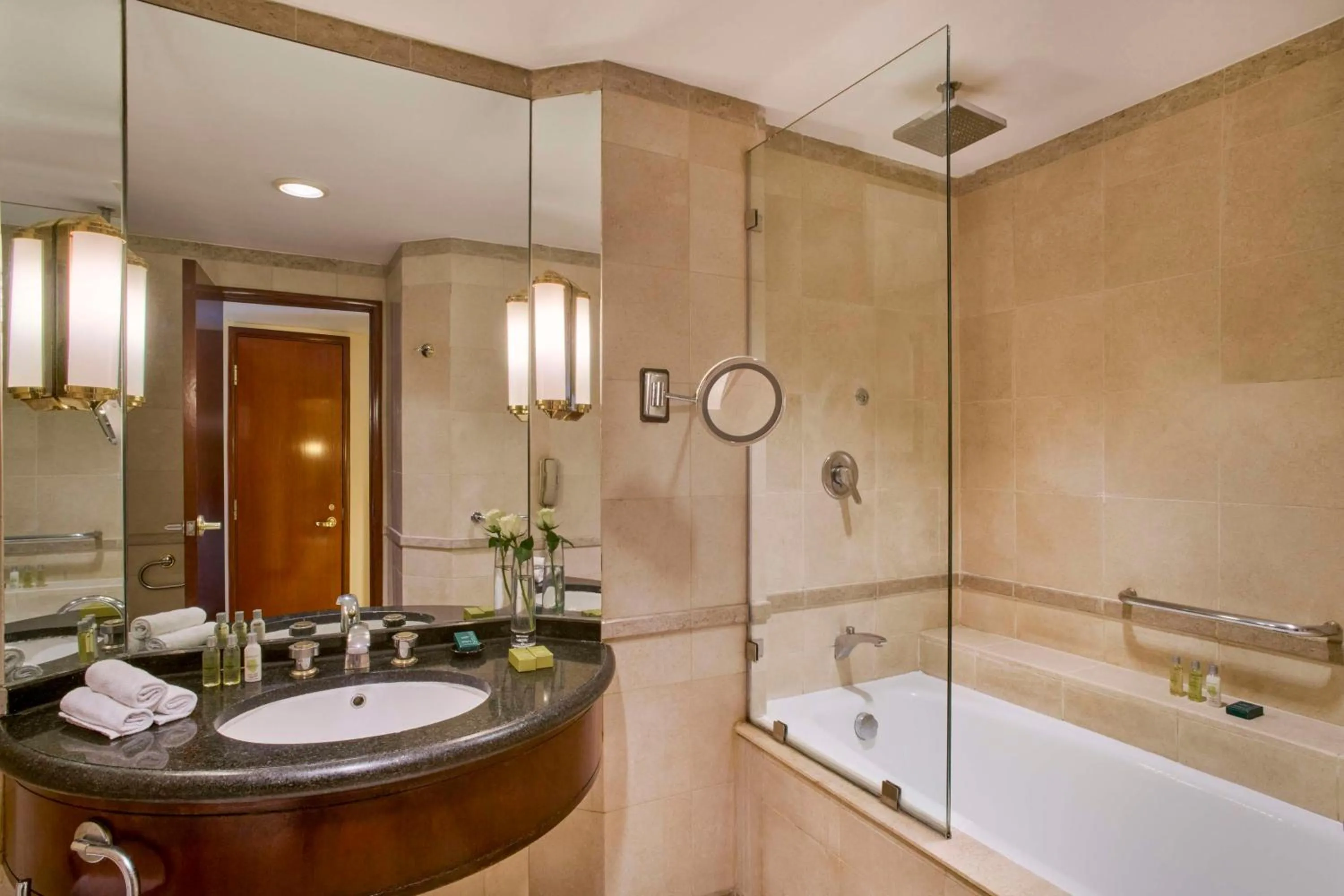 Bathroom in Hilton Cairo Grand Nile