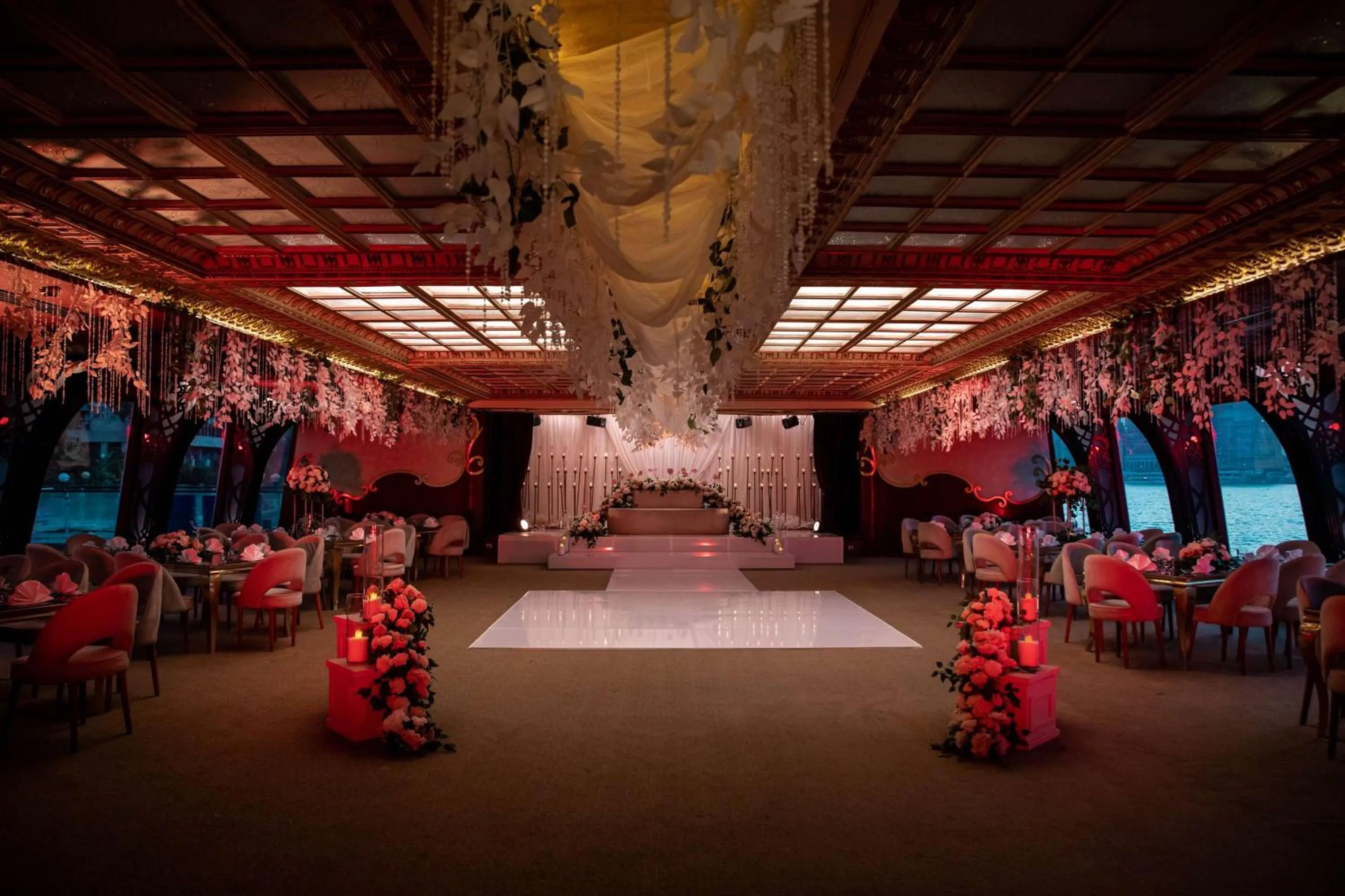 Restaurant/places to eat in Hilton Cairo Grand Nile