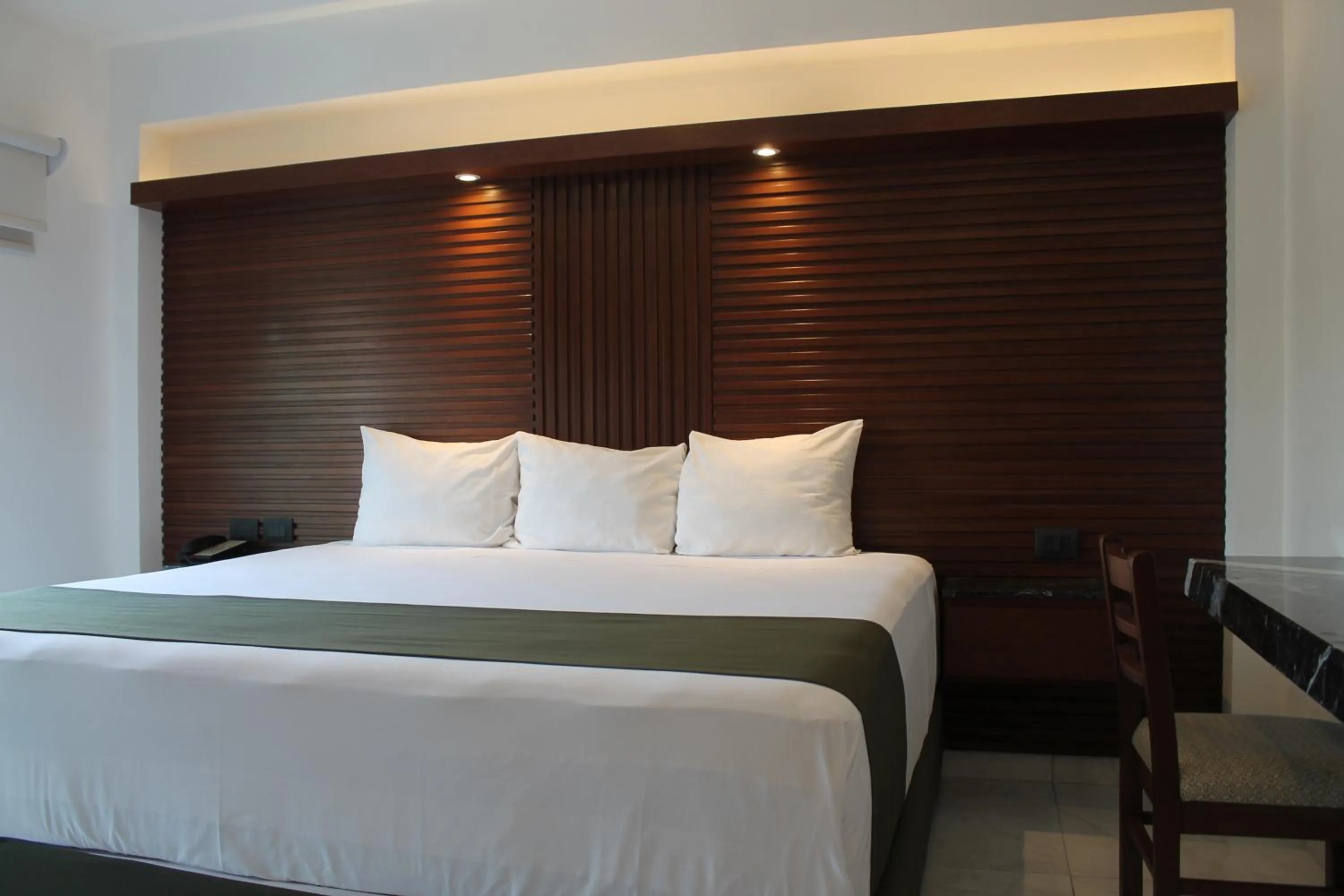 Bed in Hotel Colonial de Merida