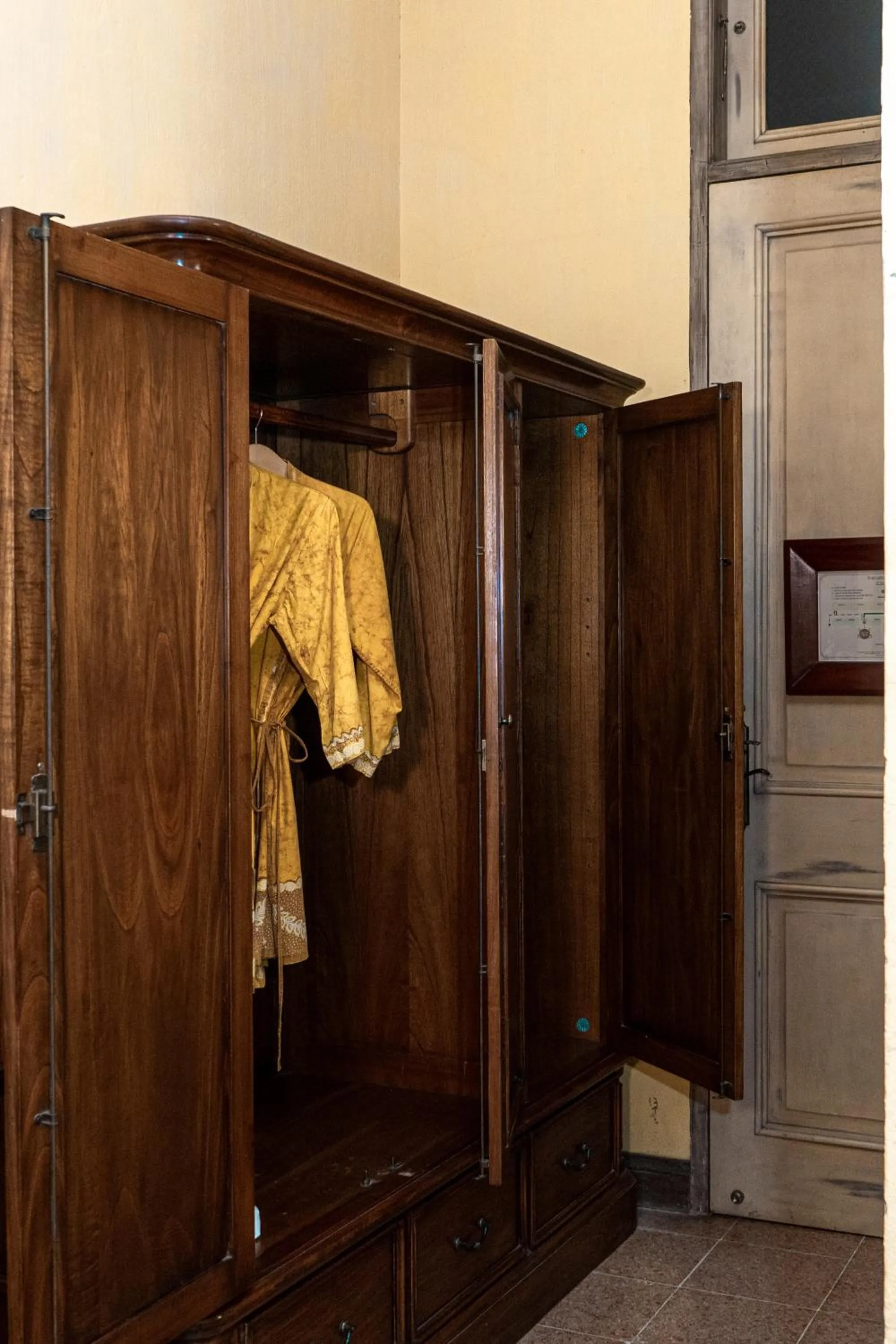 wardrobe in Kayu Arum Resort