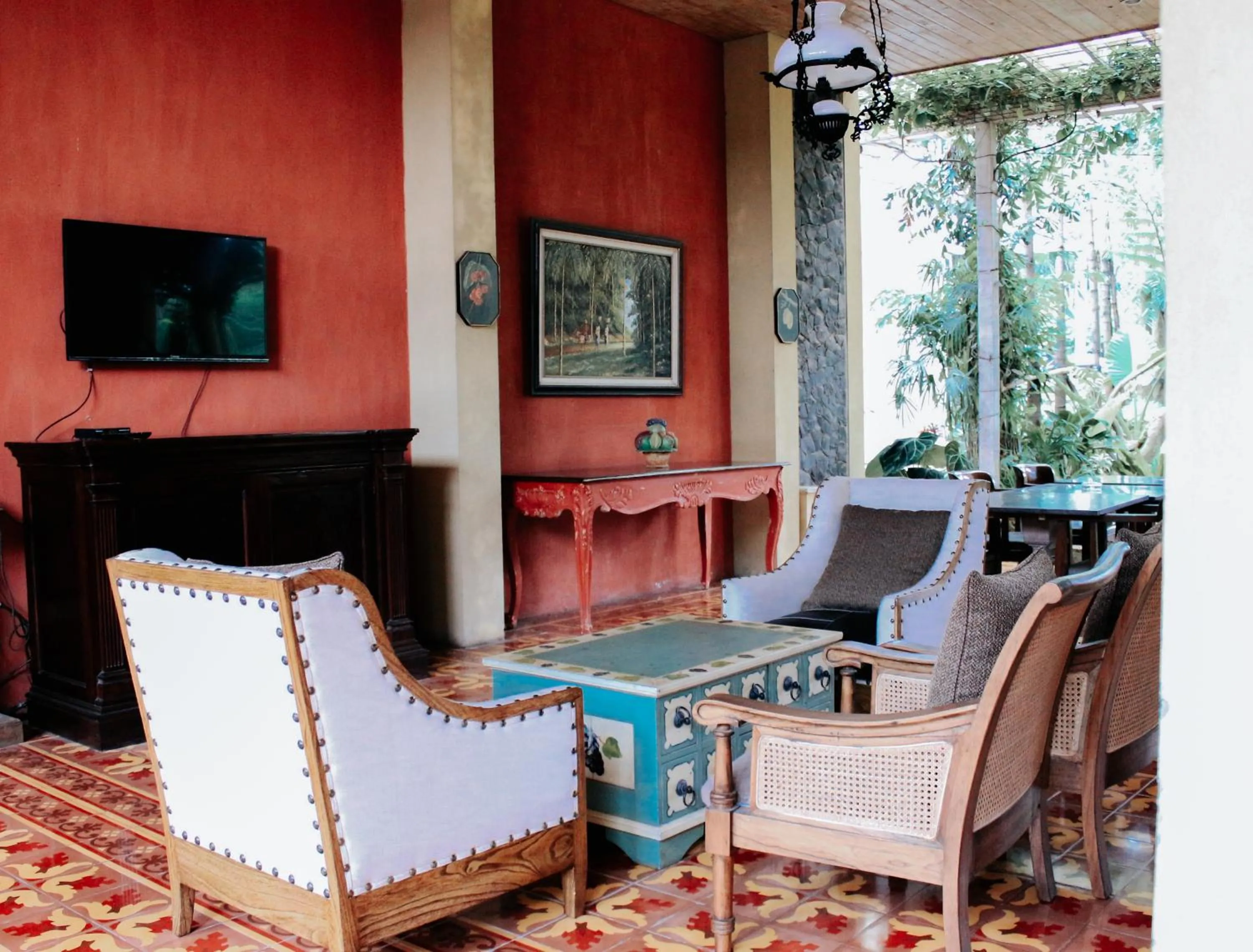 Restaurant/places to eat in Kayu Arum Resort