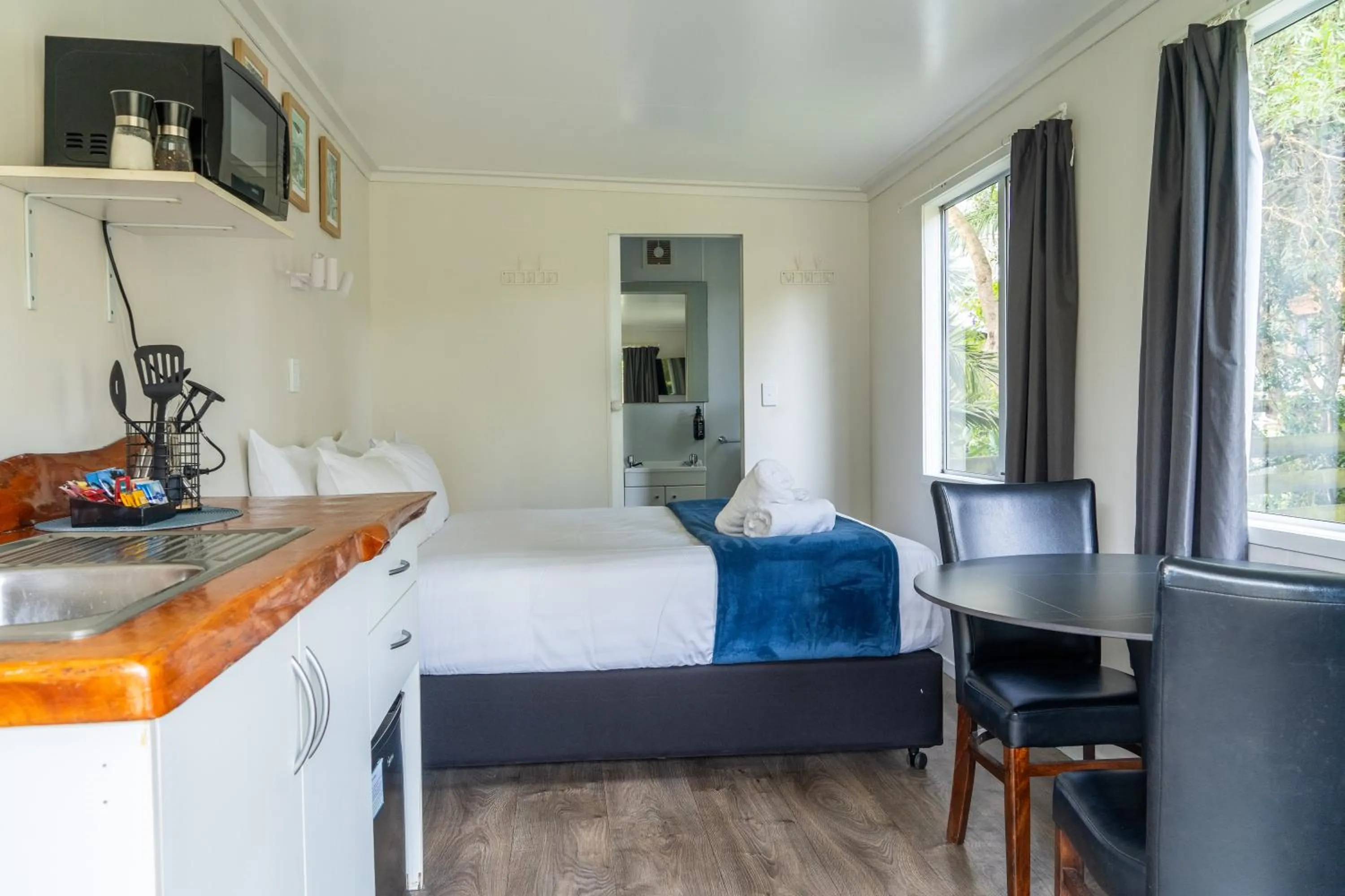 Property building, Bed in Ahipara TOP 10 Holiday Park