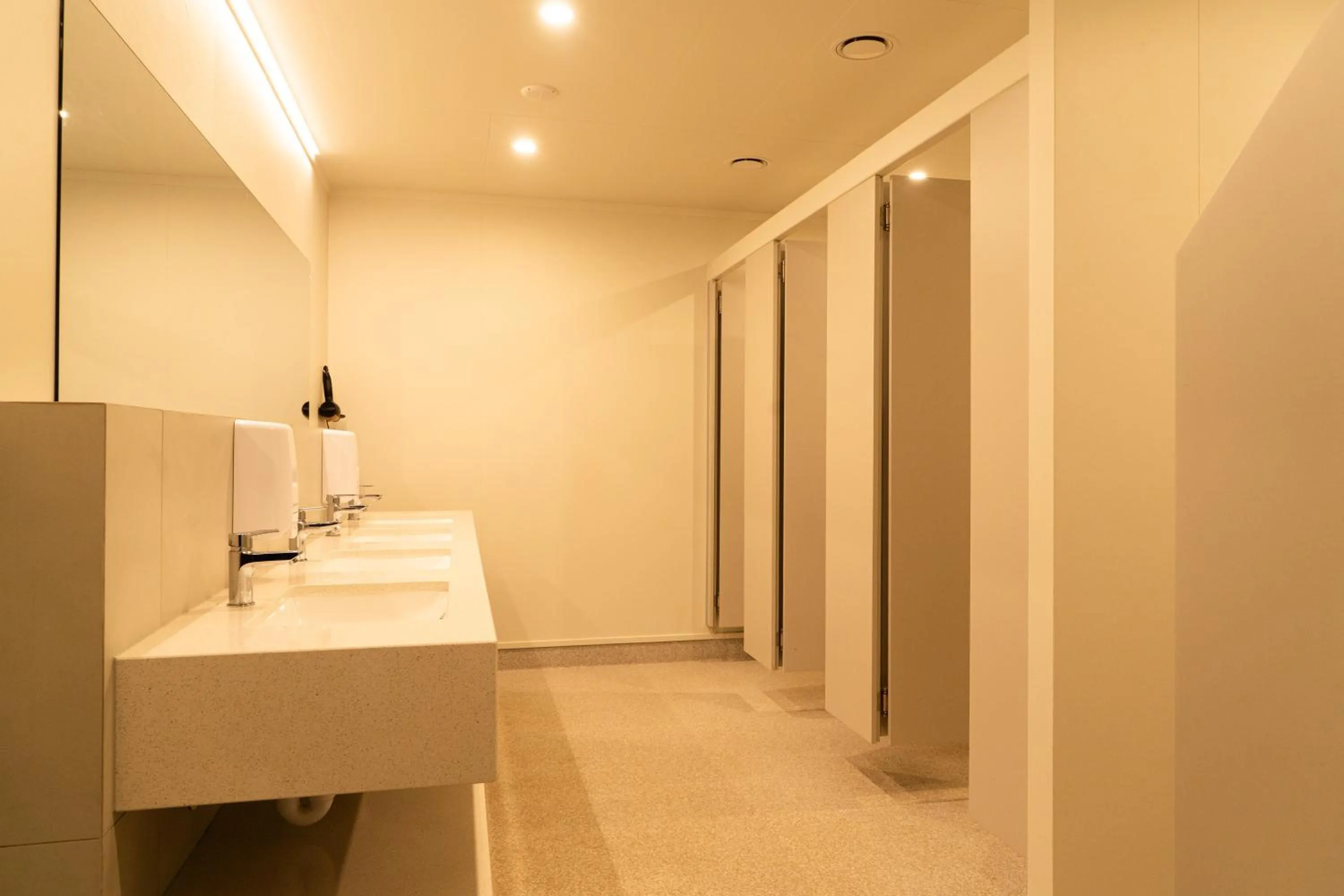 Toilet in Ahipara TOP 10 Holiday Park