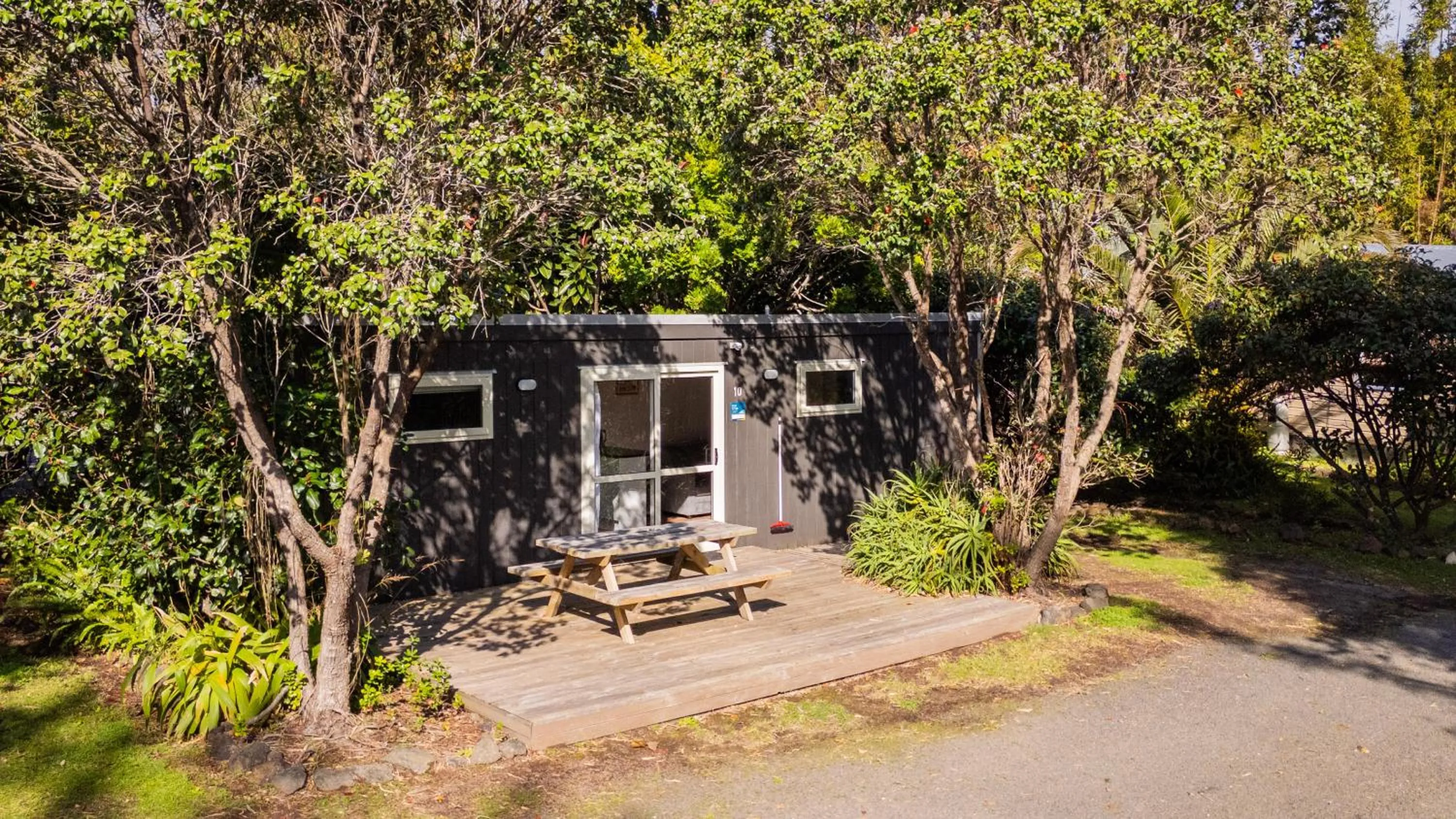 Property building in Ahipara TOP 10 Holiday Park