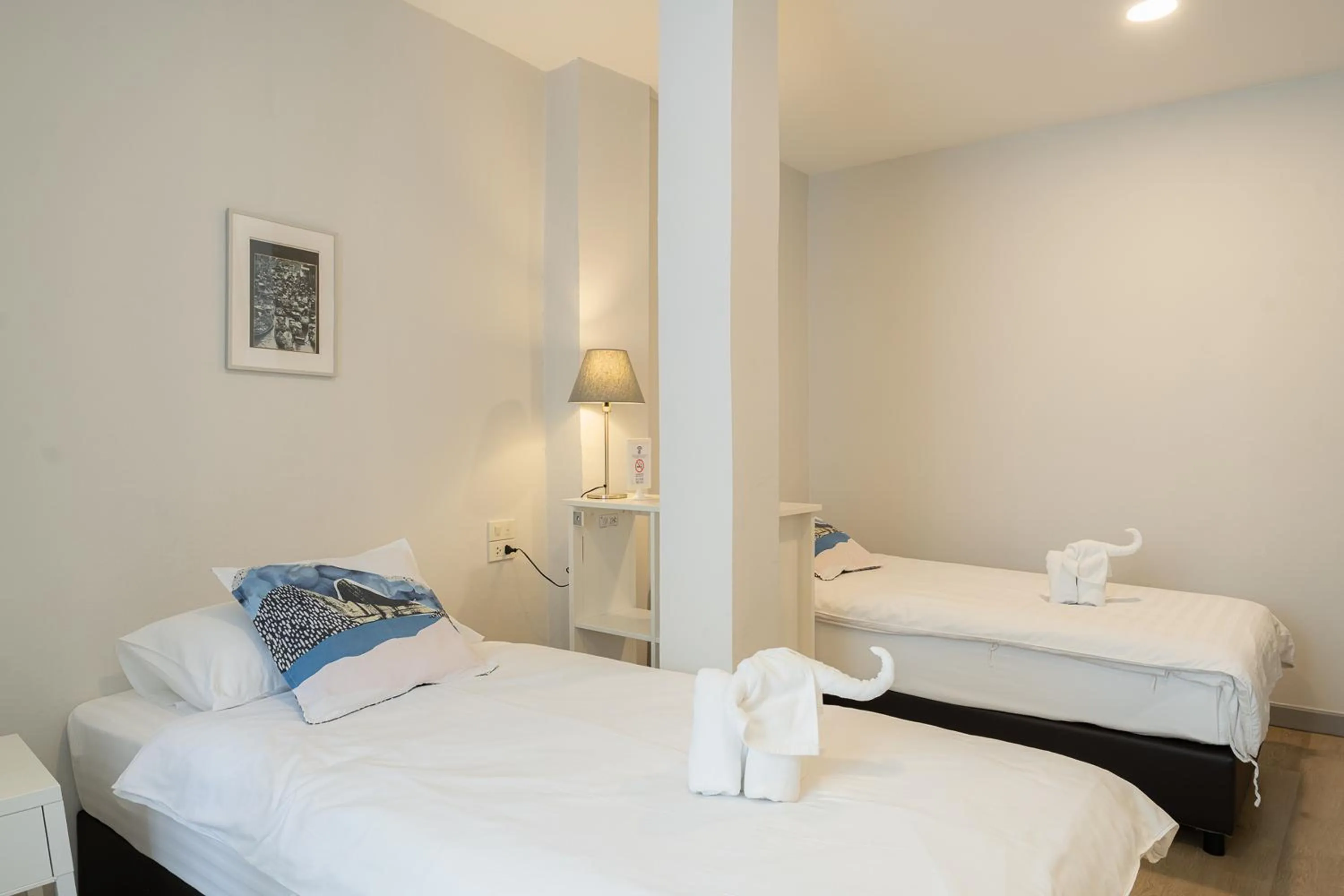 Bed in Ratchadamnoen Residence