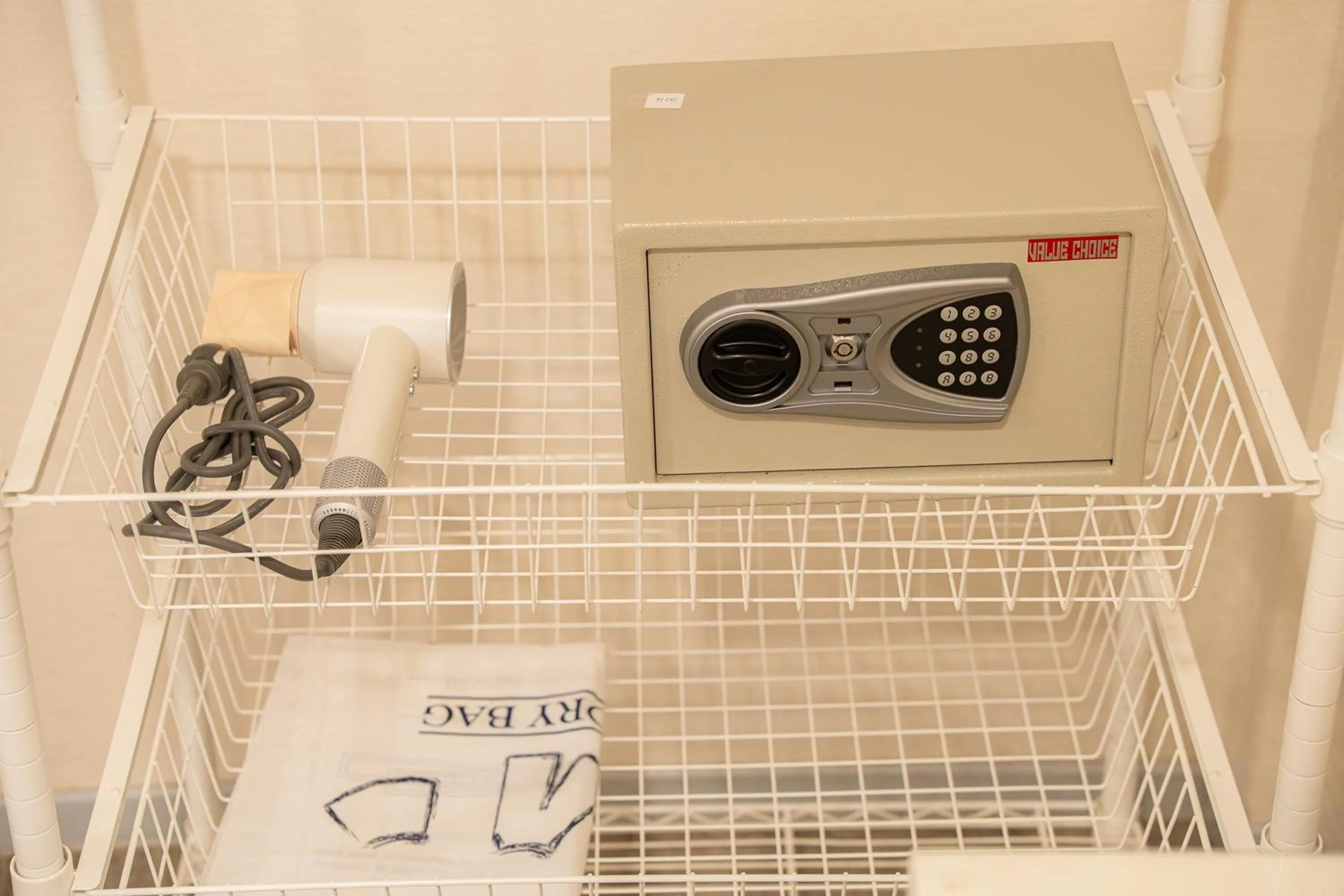 safe in Ratchadamnoen Residence