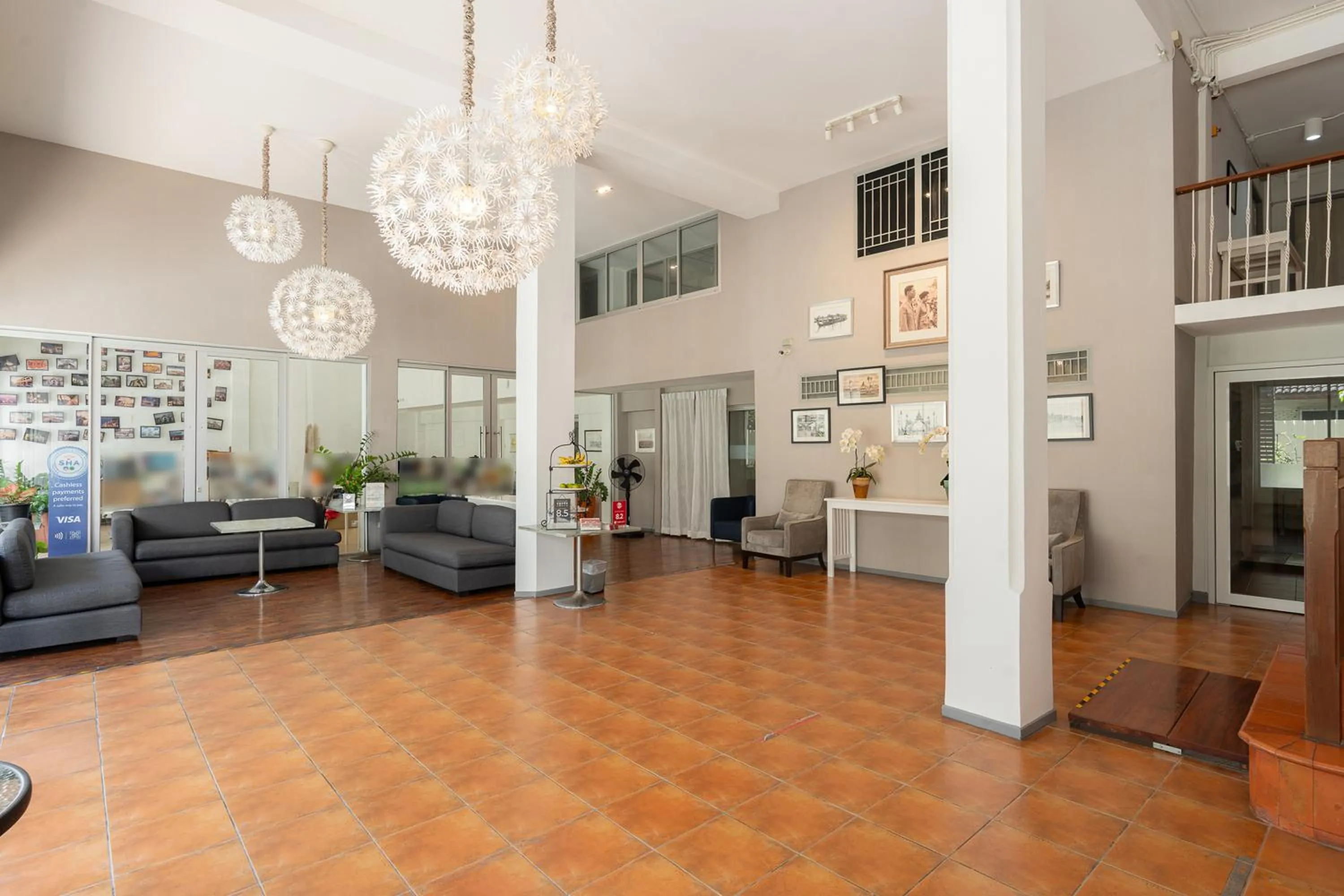 Lobby or reception in Ratchadamnoen Residence
