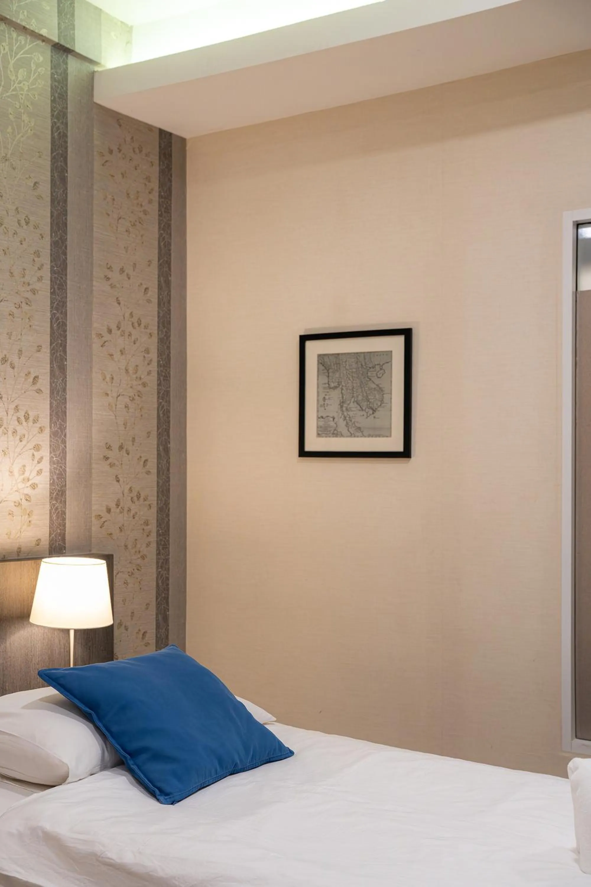 Bed in Ratchadamnoen Residence