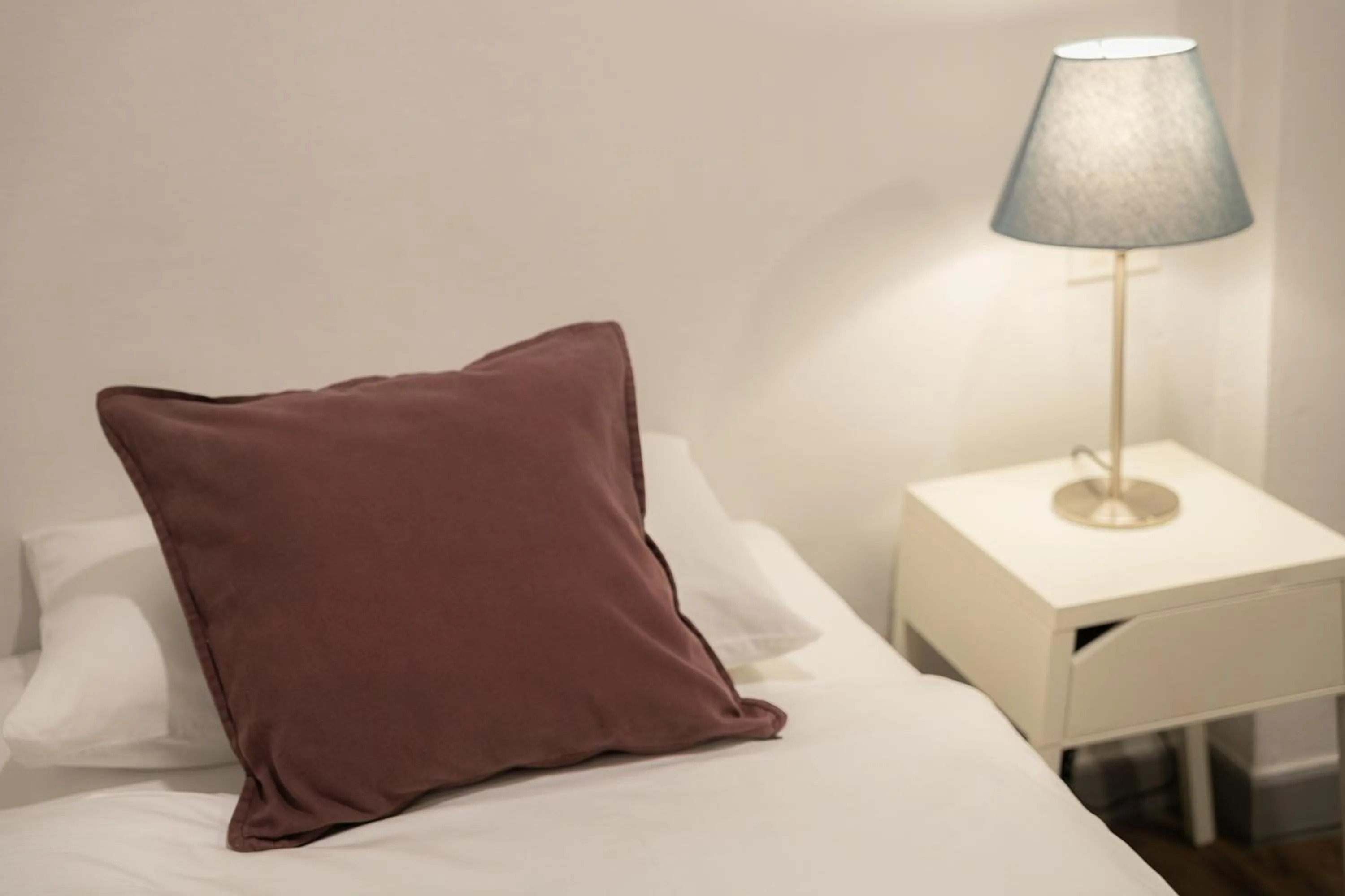 Bed in Ratchadamnoen Residence