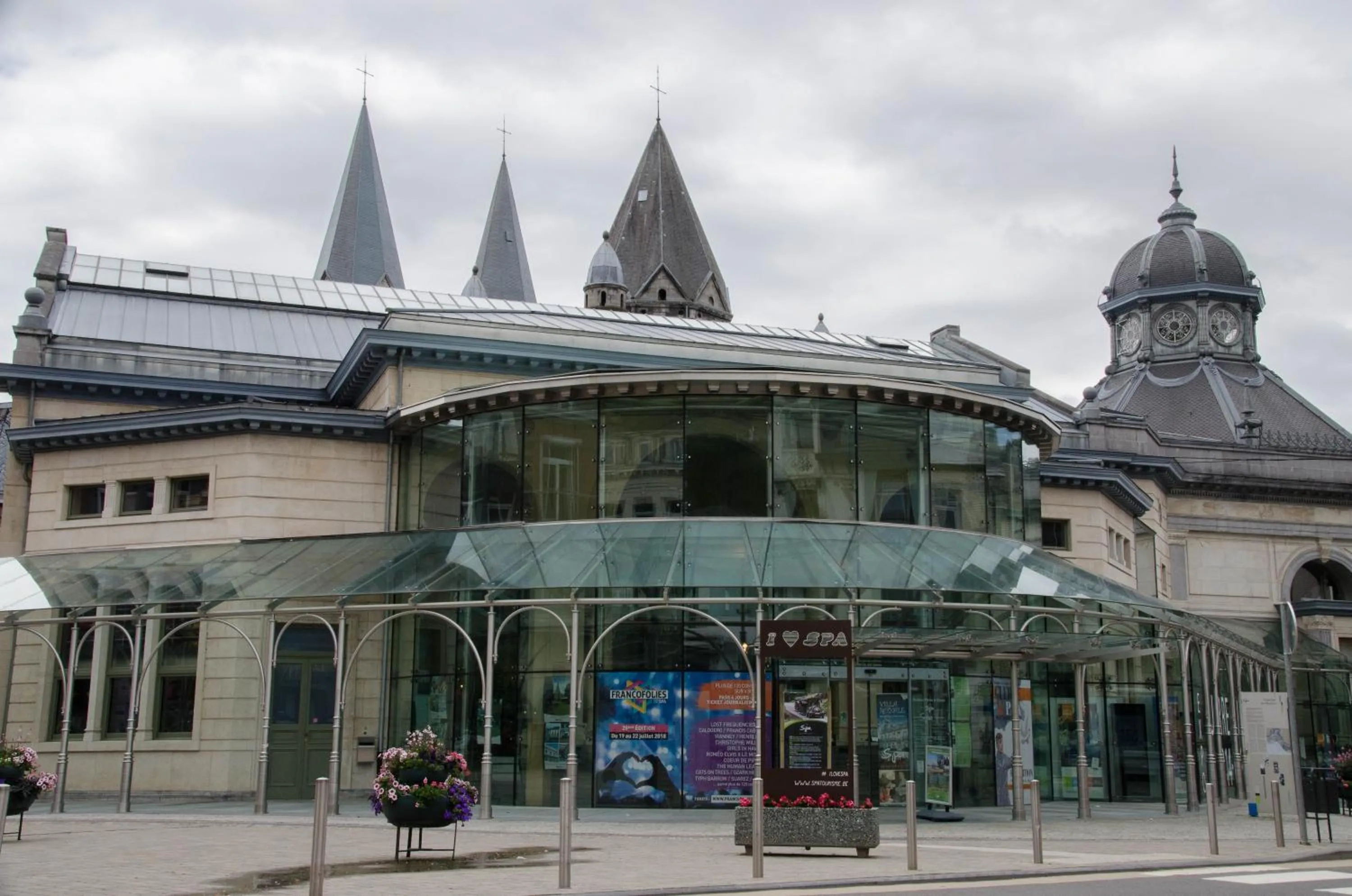 La Suite Des Pervenches