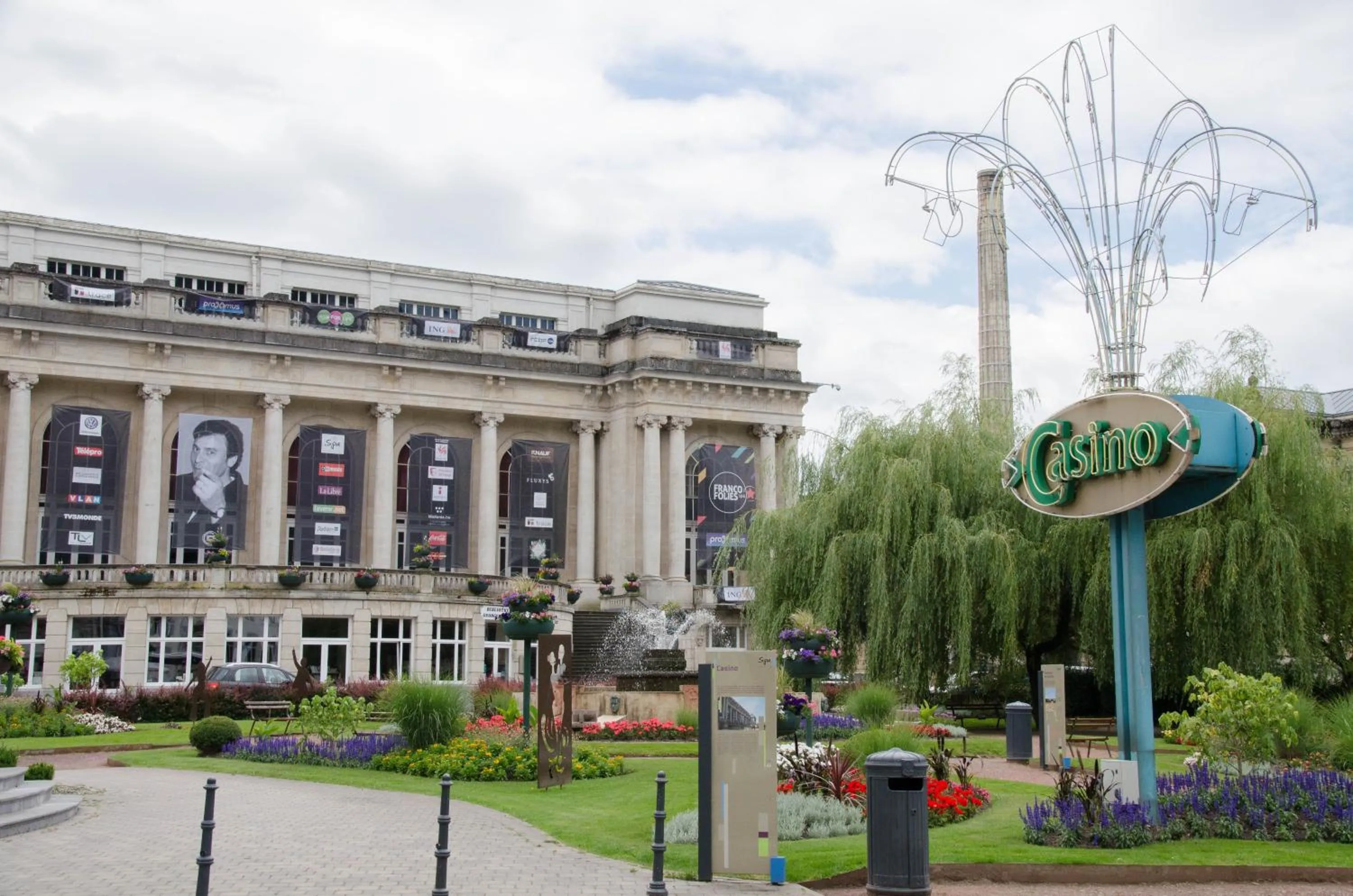 La Suite Des Pervenches