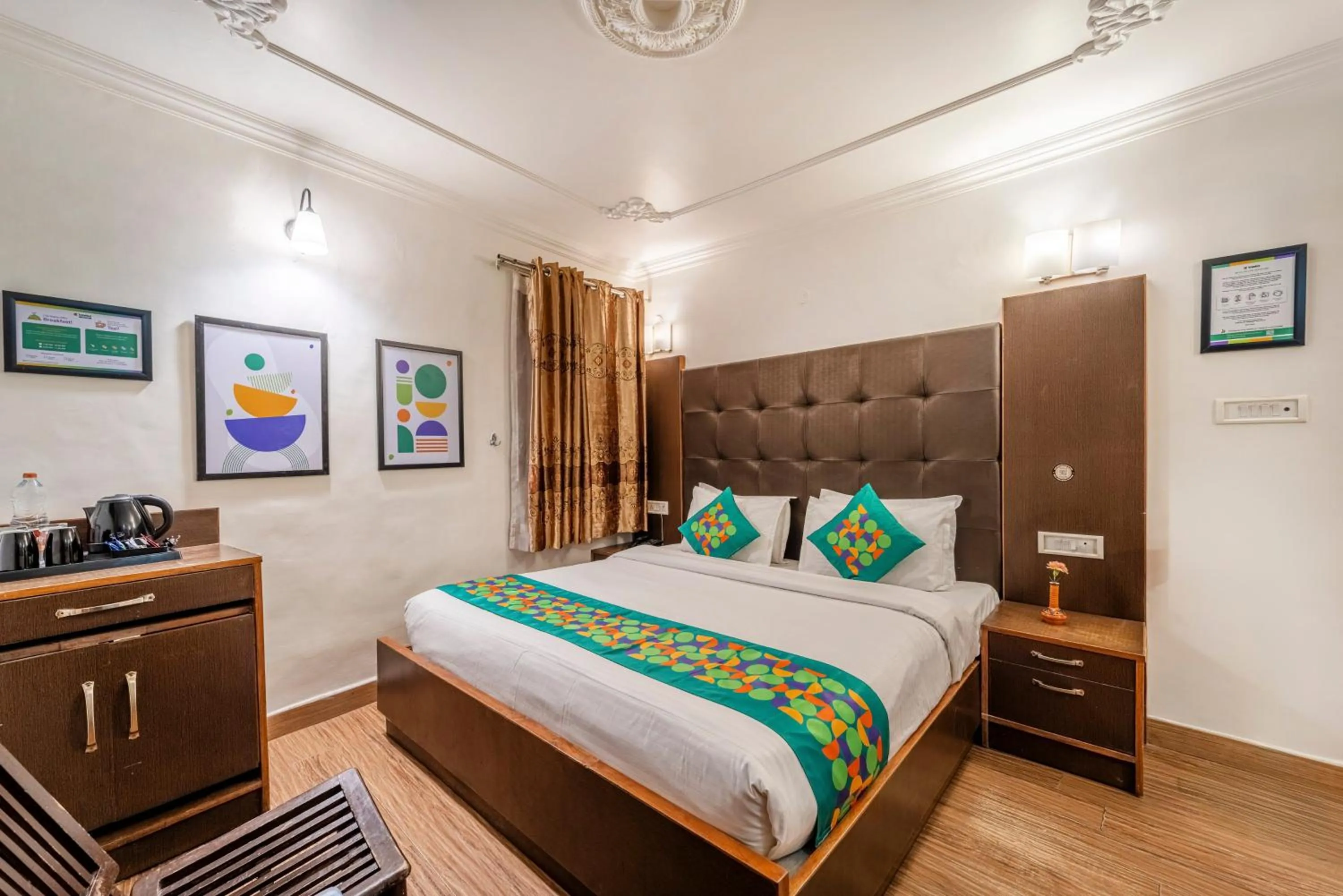 Bedroom, Bed in Treebo Premium Bridge View Regency, Mall Road