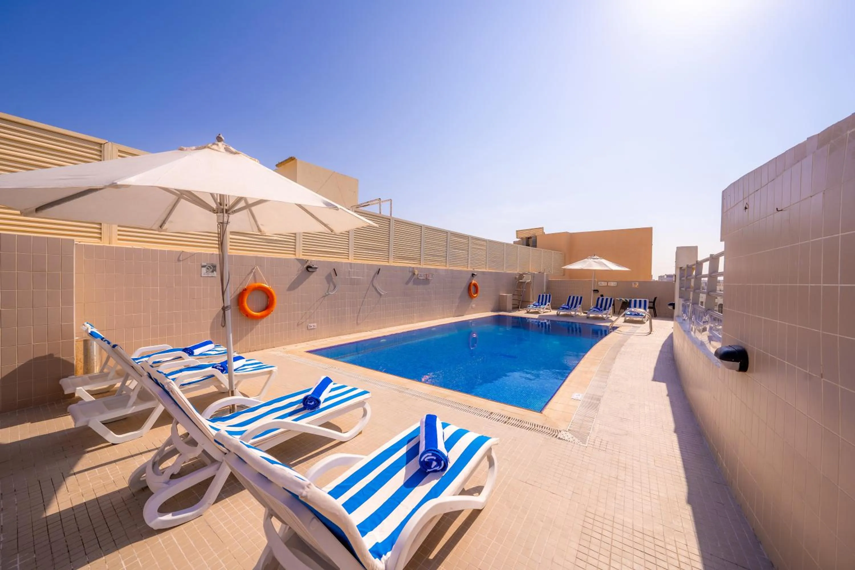 Swimming pool in Landmark Grand Hotel