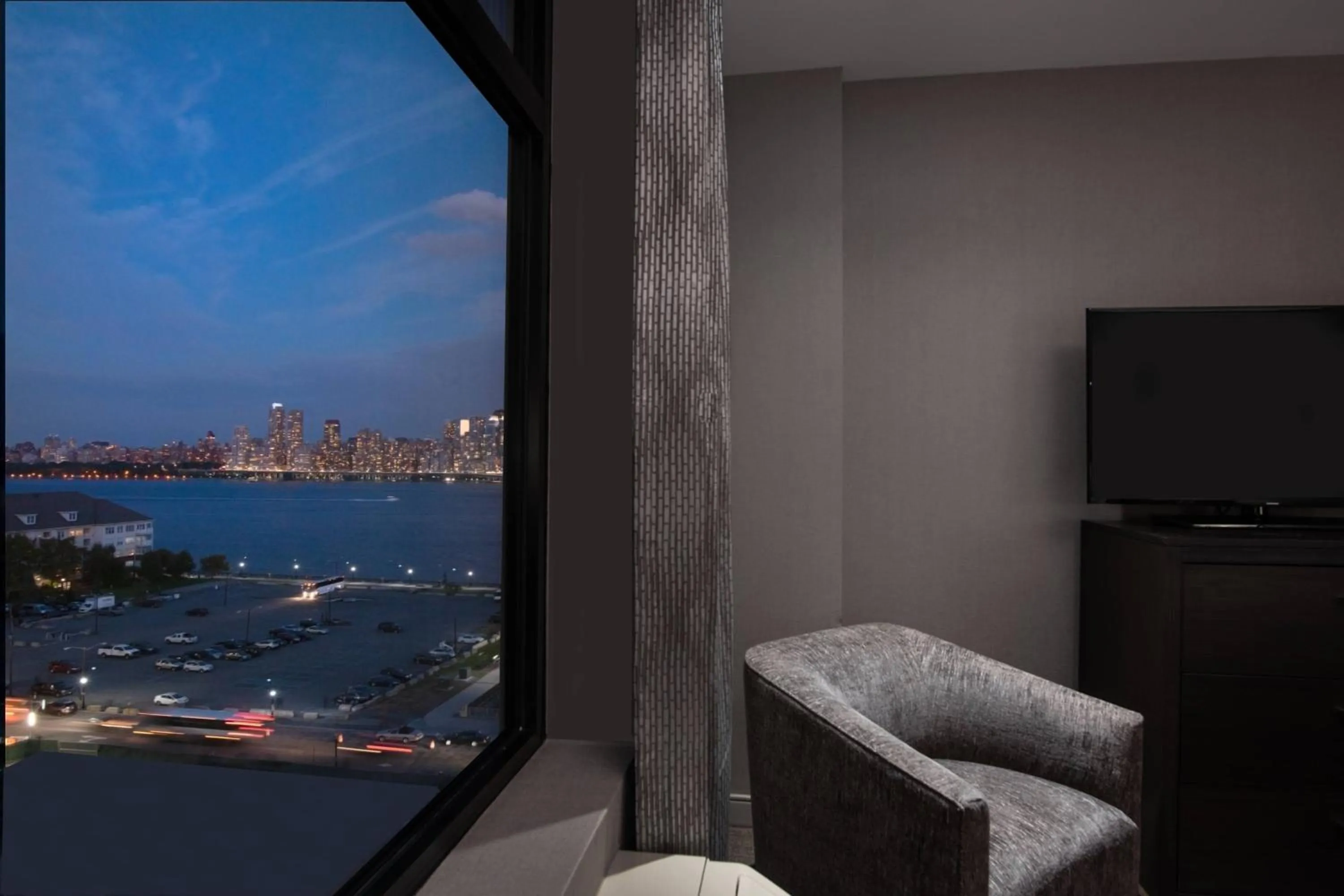 Bedroom in Residence Inn by Marriott Weehawken