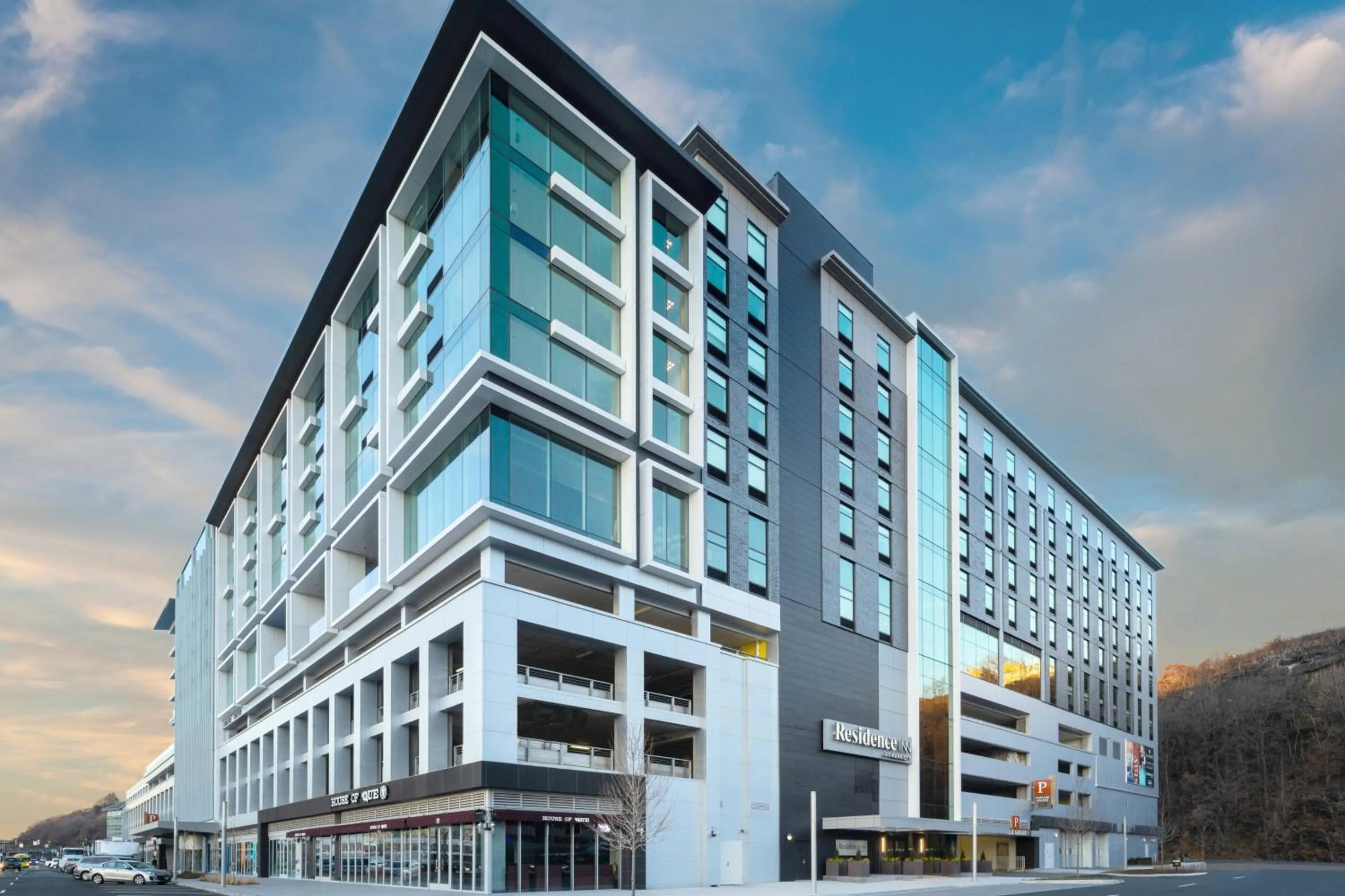 Property building in Residence Inn by Marriott Weehawken