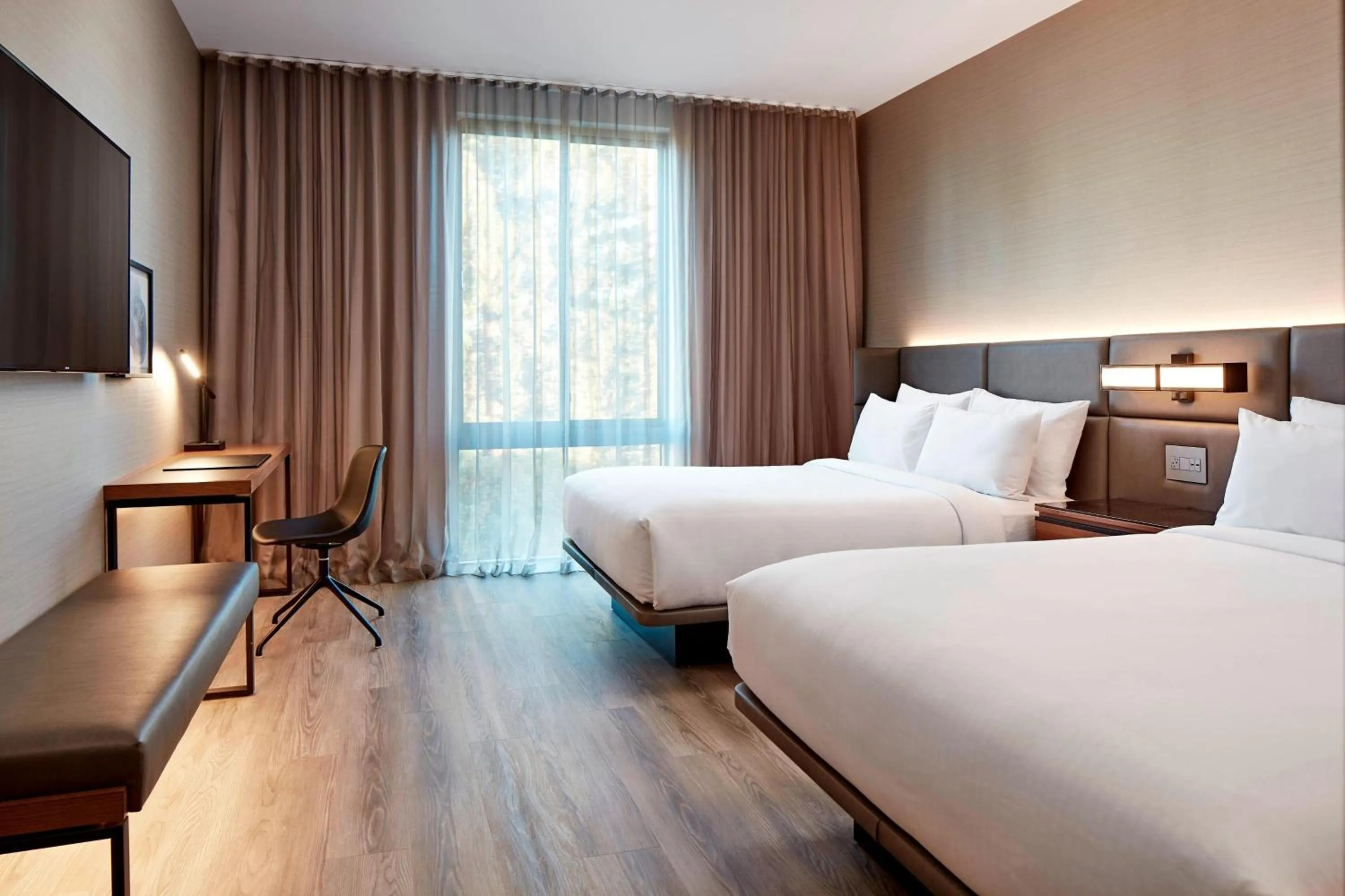 Photo of the whole room, Bed in AC Hotel by Marriott Sunnyvale Cupertino