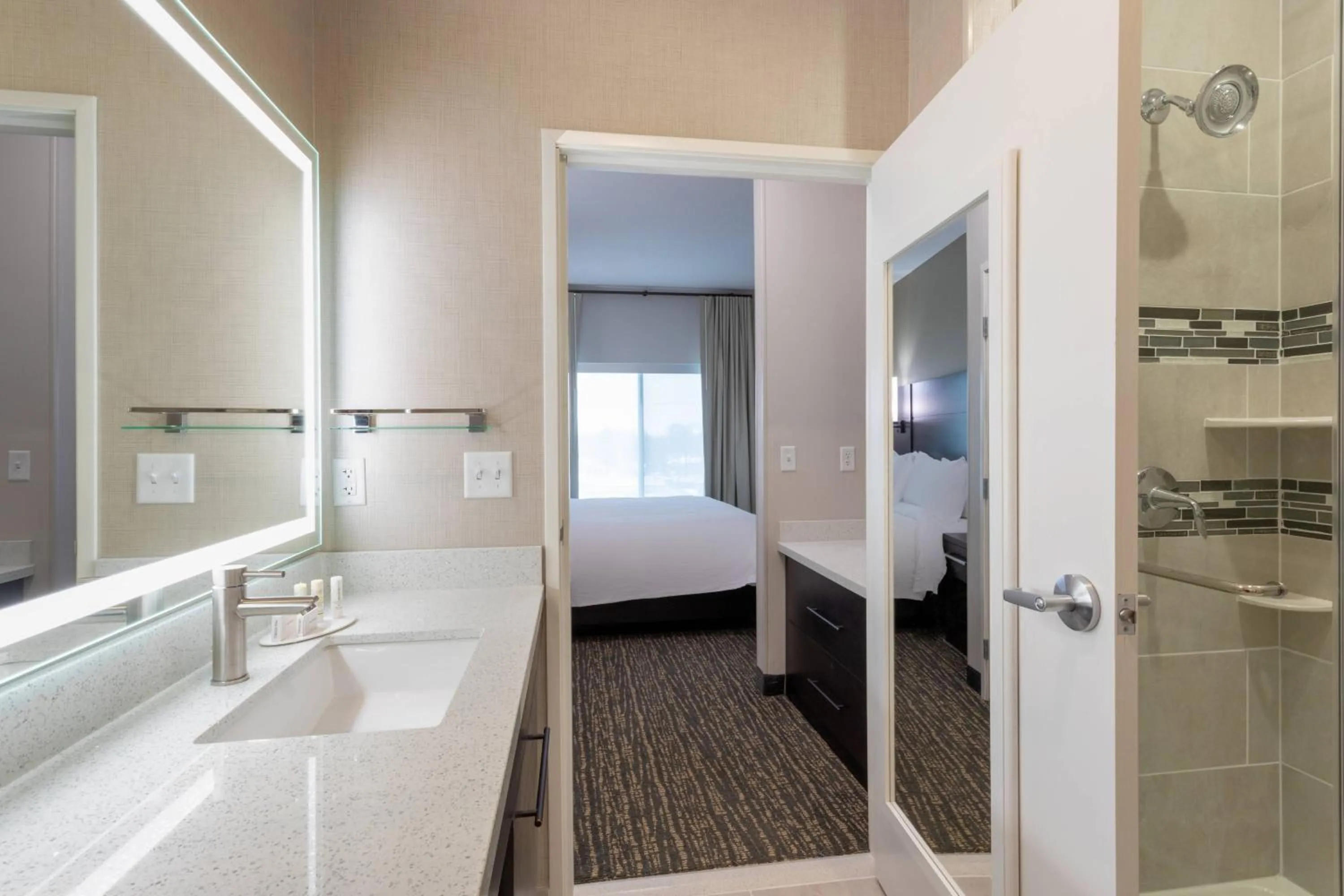 Bathroom, Bed in Residence Inn by Marriott St. Cloud