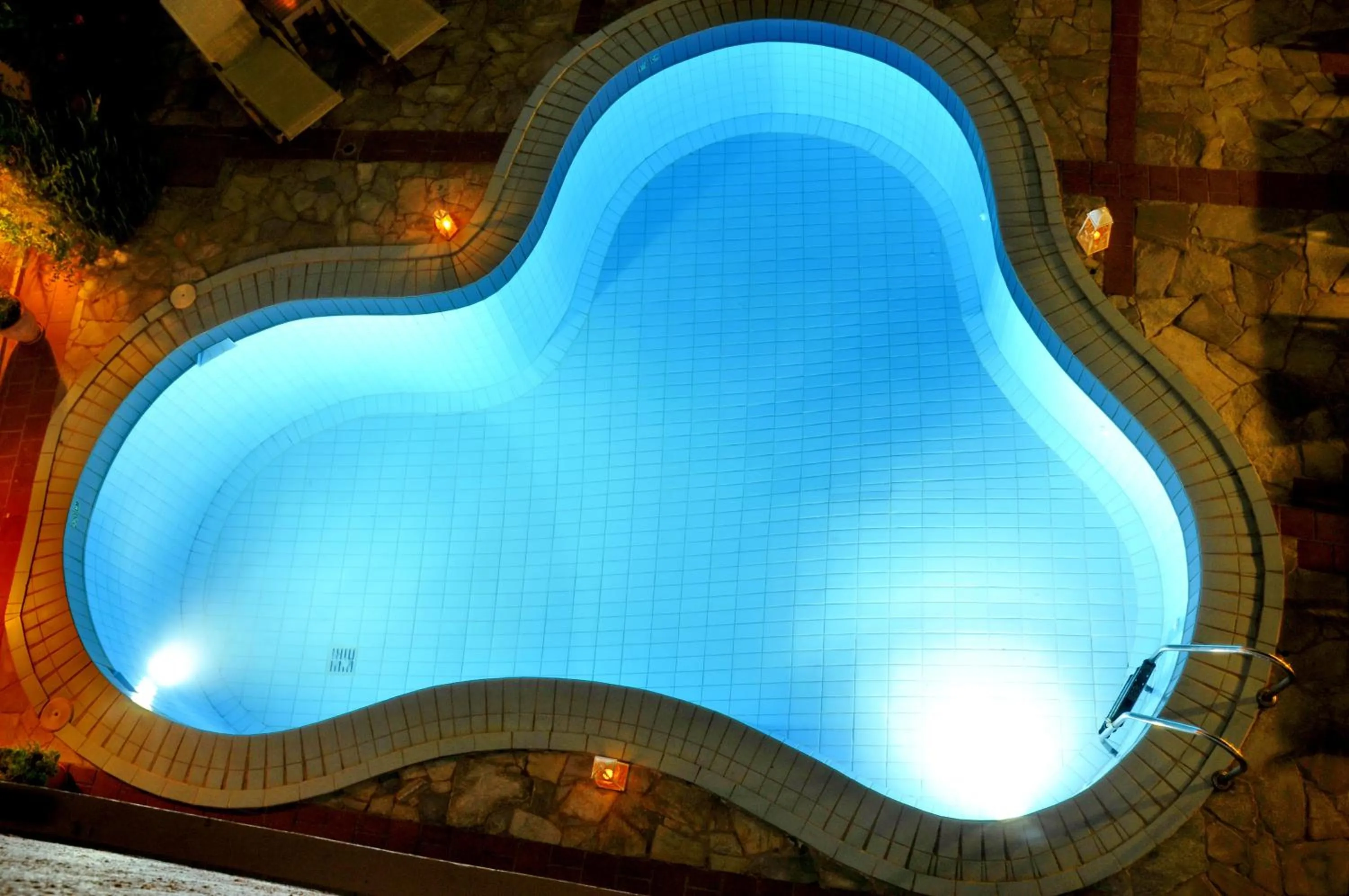 Swimming pool in Cleopatra Apartments