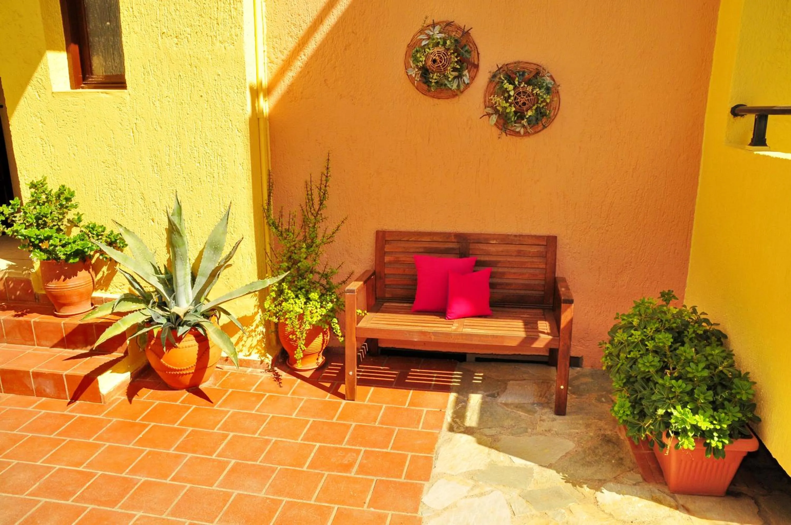 Decorative detail in Cleopatra Apartments