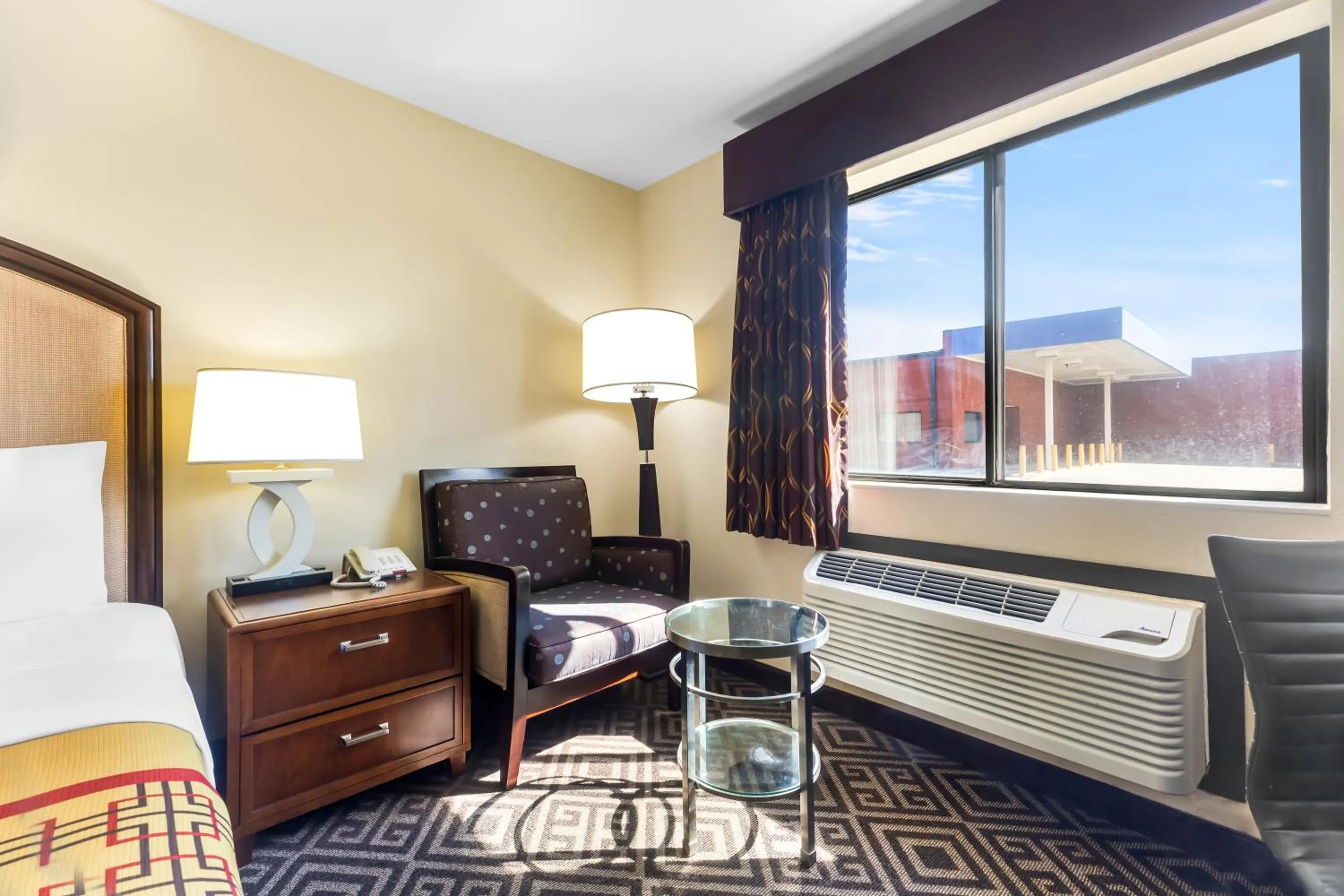 Travel Inn and Suites- Sikeston Miner I-55 exit-67