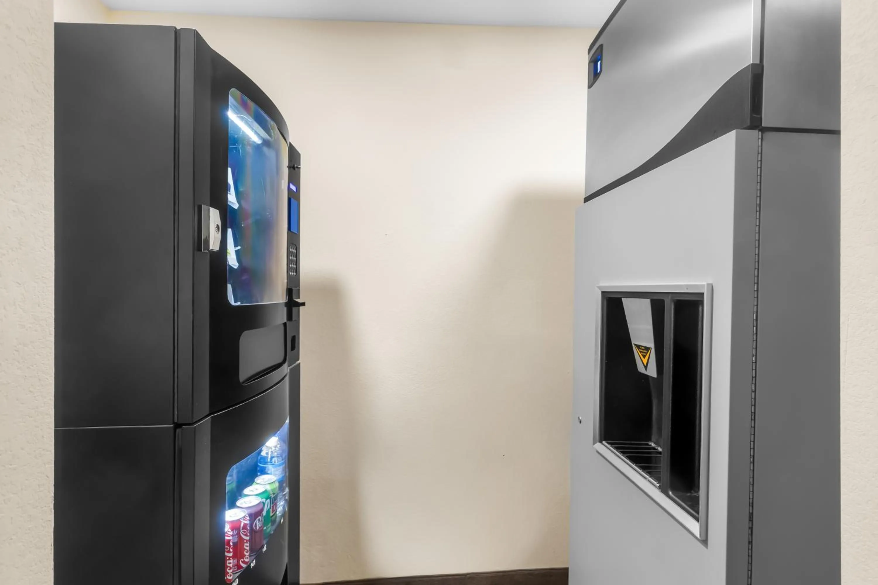 Travel Inn and Suites- Sikeston Miner I-55 exit-67